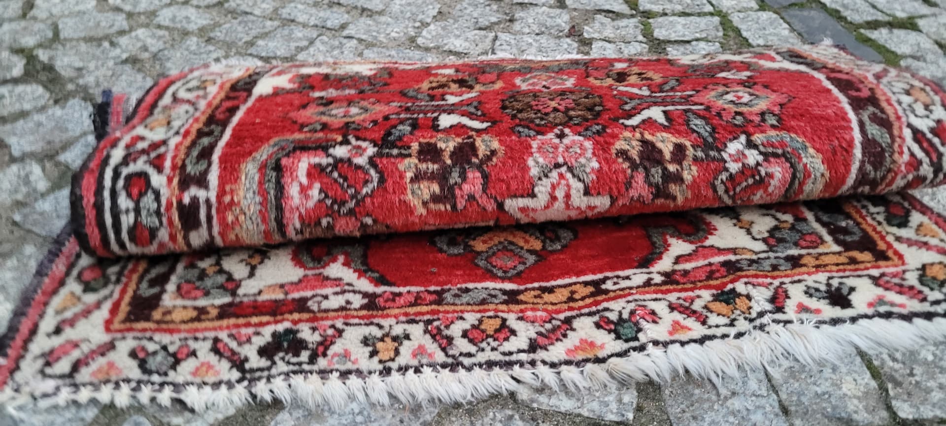Runner rug Hamadan 85x55 cm, red, wool, Iran, early 20th c. - 390348