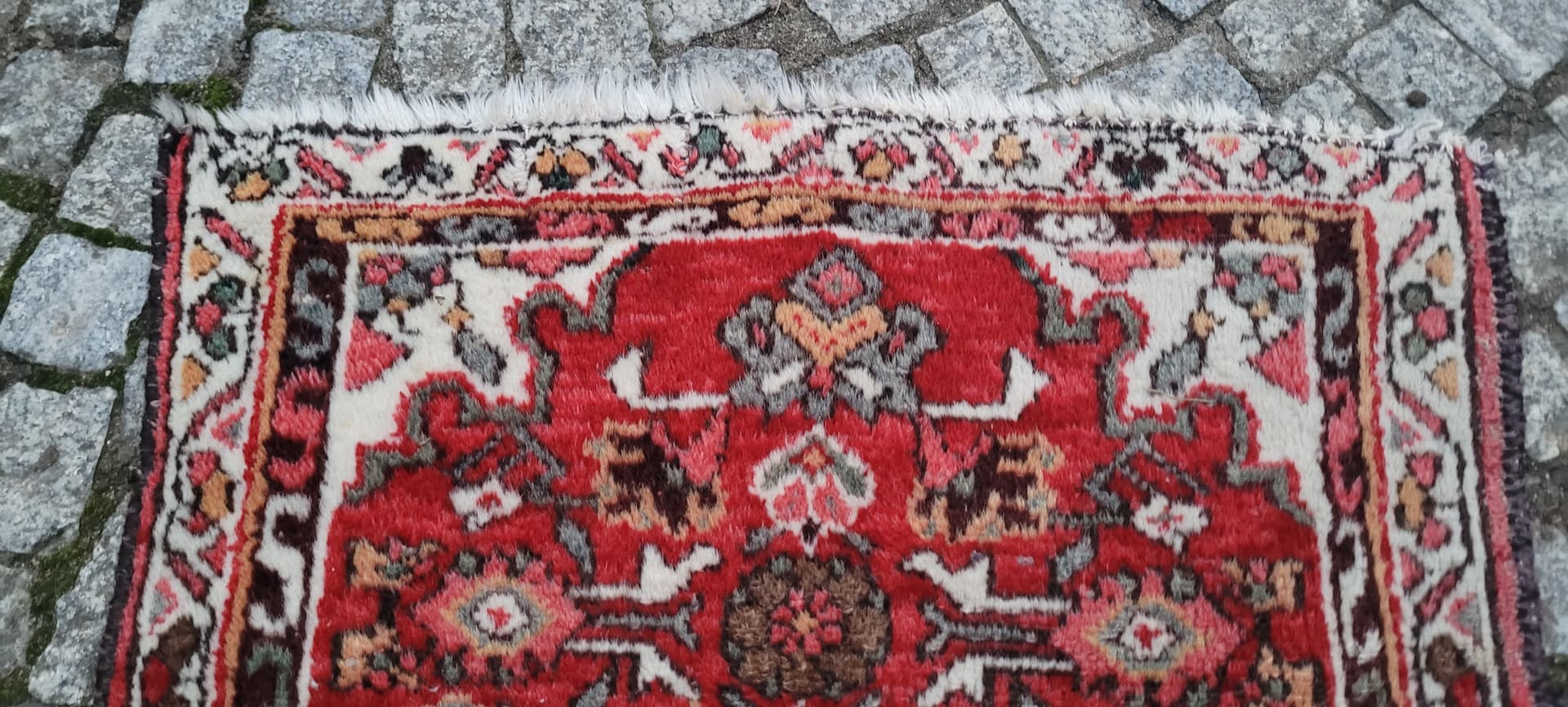 Runner rug Hamadan 85x55 cm, red, wool, Iran, early 20th c. - 390351