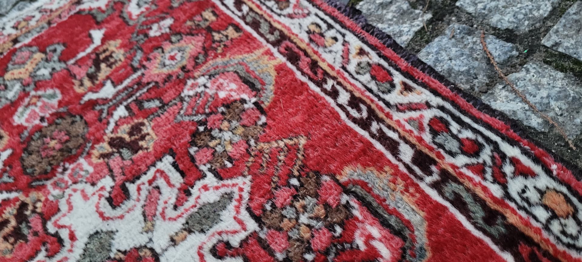 Runner rug Hamadan 85x55 cm, red, wool, Iran, early 20th c. - 390353