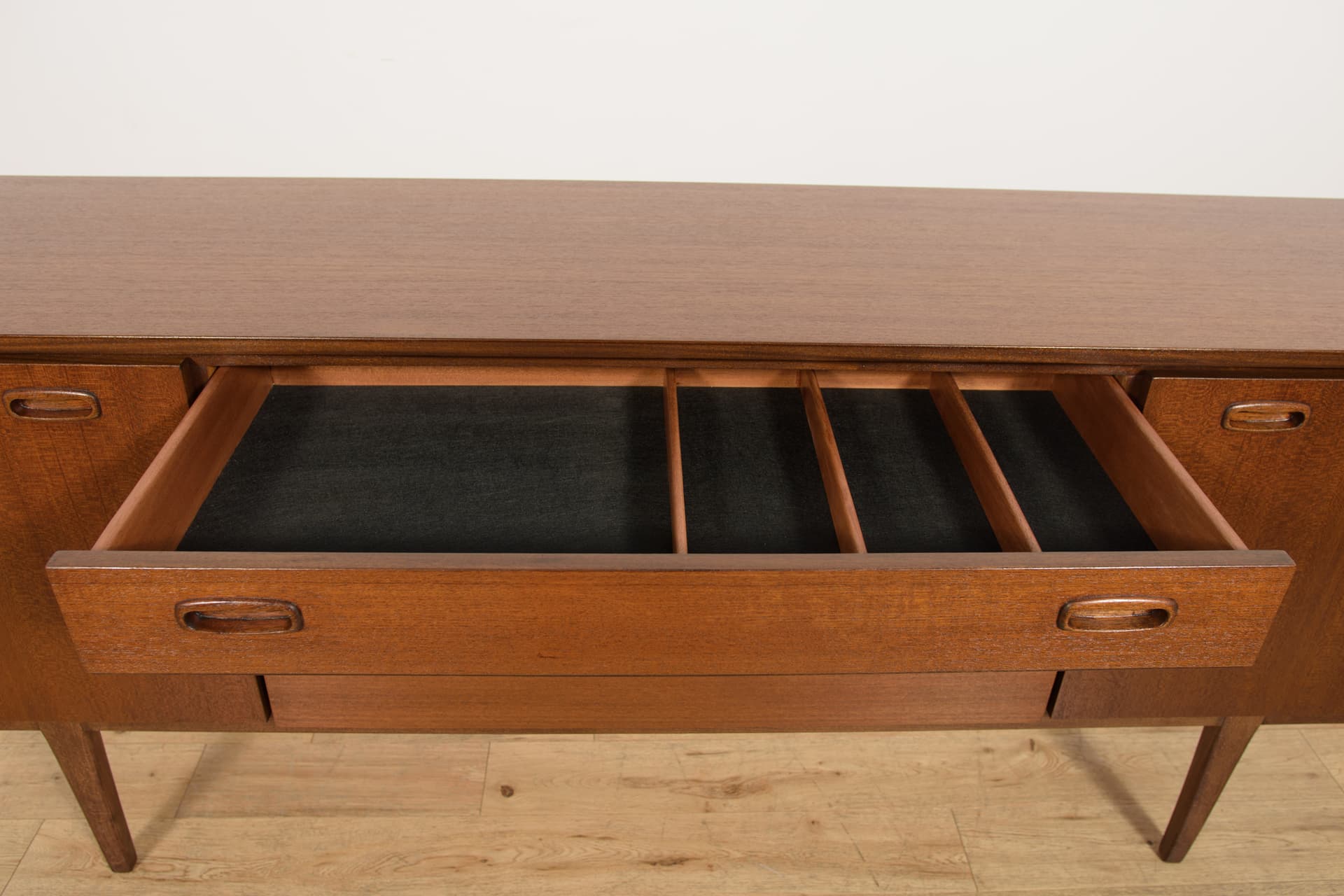 Komoda, Nathan Furniture, teak brązowy, Wielka Brytania, lata 60. - 390458