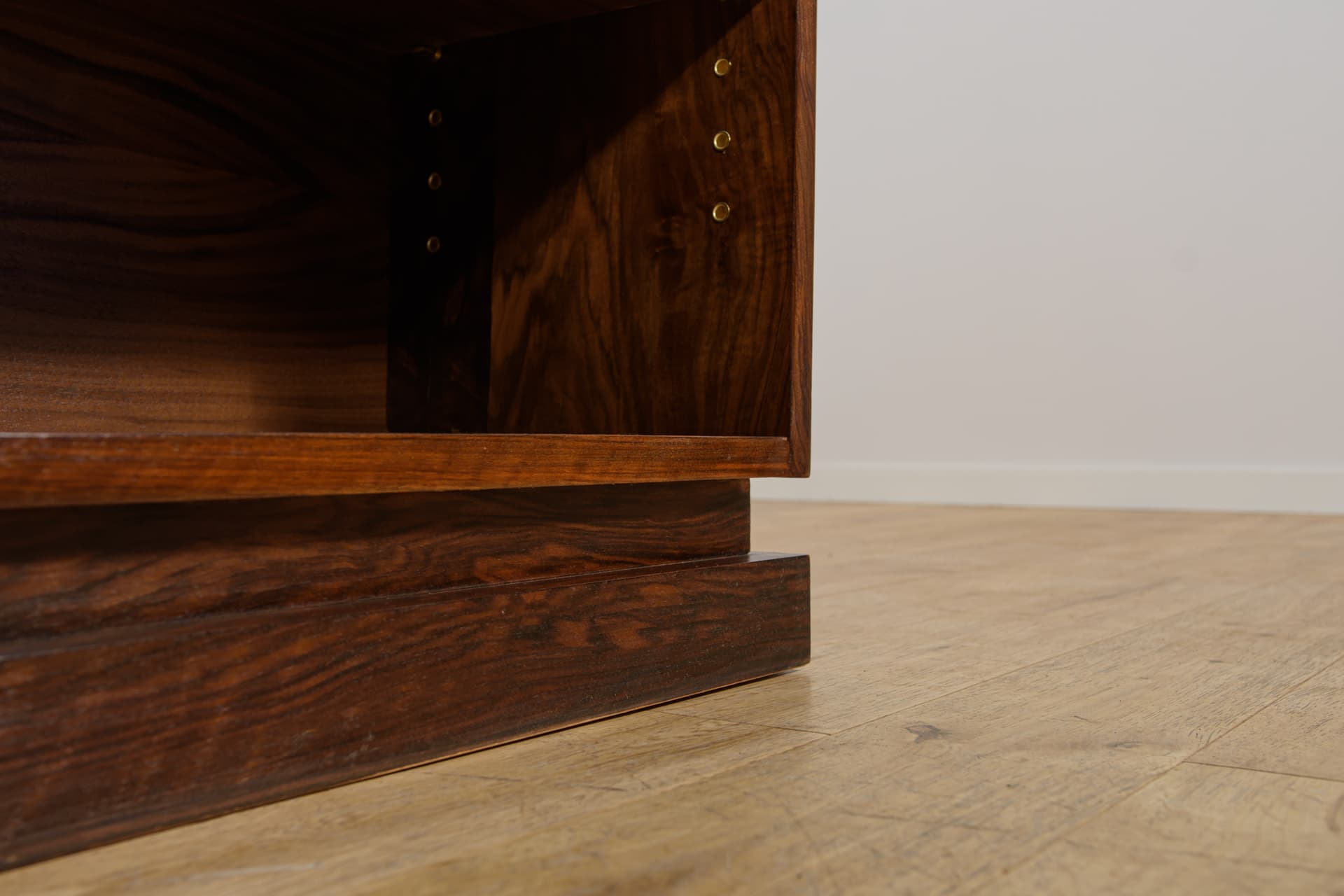 Bookcase Art Deco, brown walnut, Denmark, 1930s. - 390541
