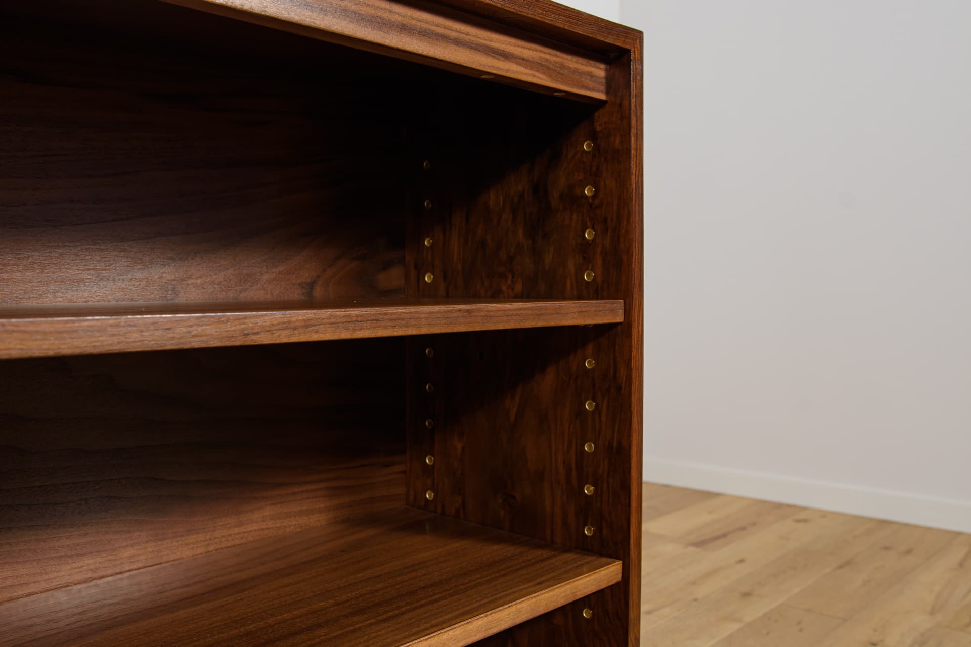 Bookcase Art Deco, brown walnut, Denmark, 1930s. - 390540