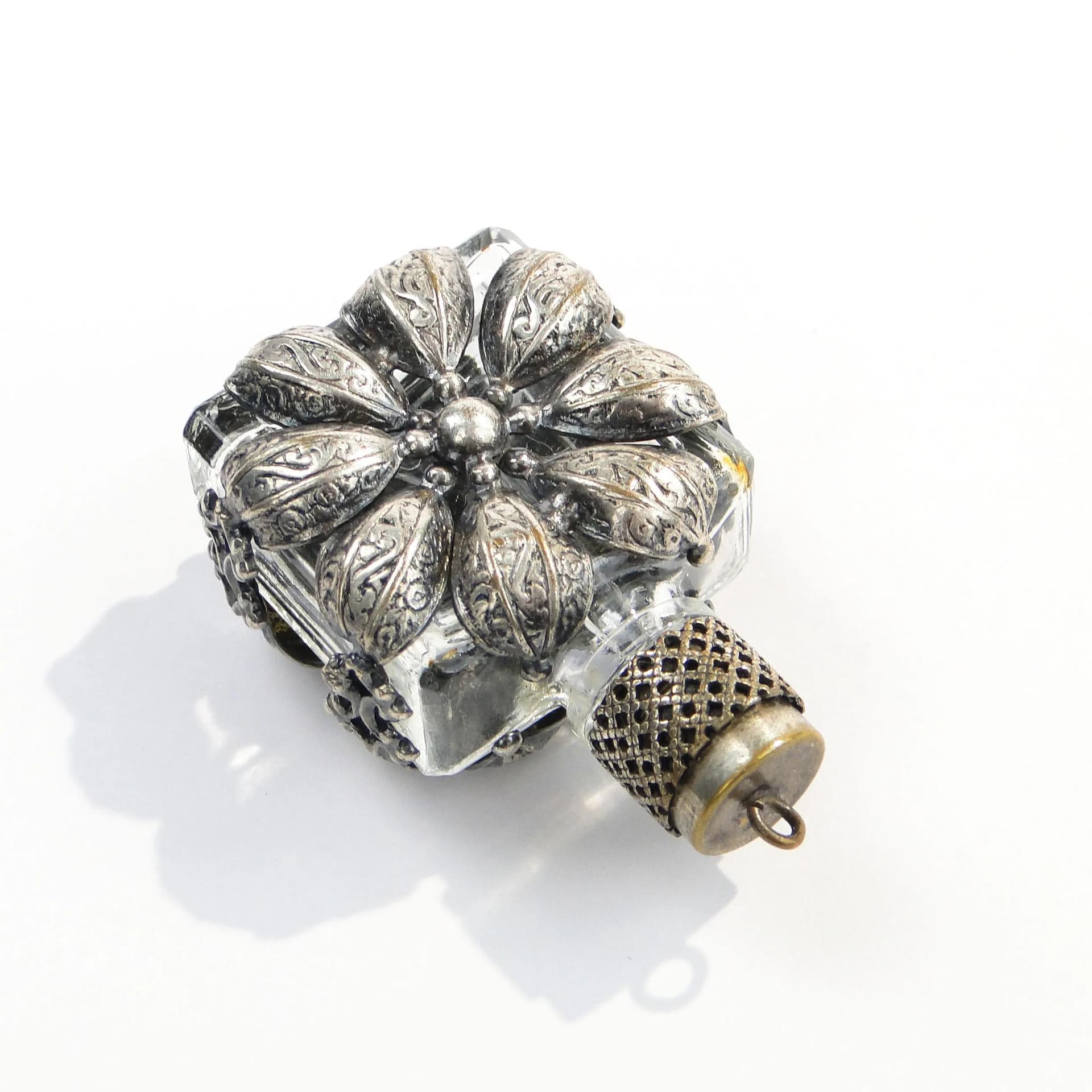 Flakon na perfumy, szkło transparentne, metal srebrny, Szwecja, lata 50. - 390734