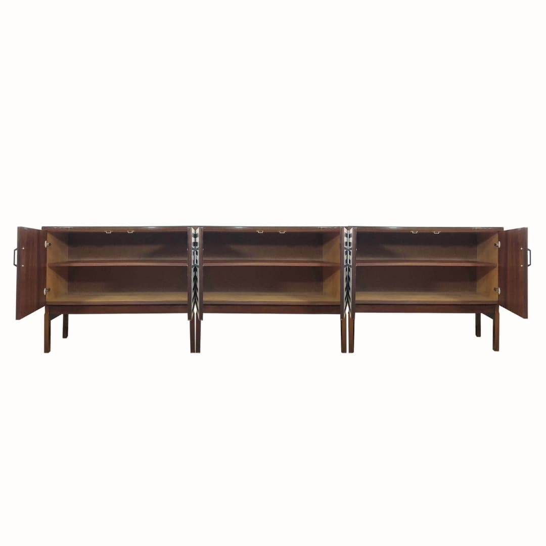 Sideboard Op Art, brązowy, drewno, szkło czarne, Polska, lata 70. - 391130