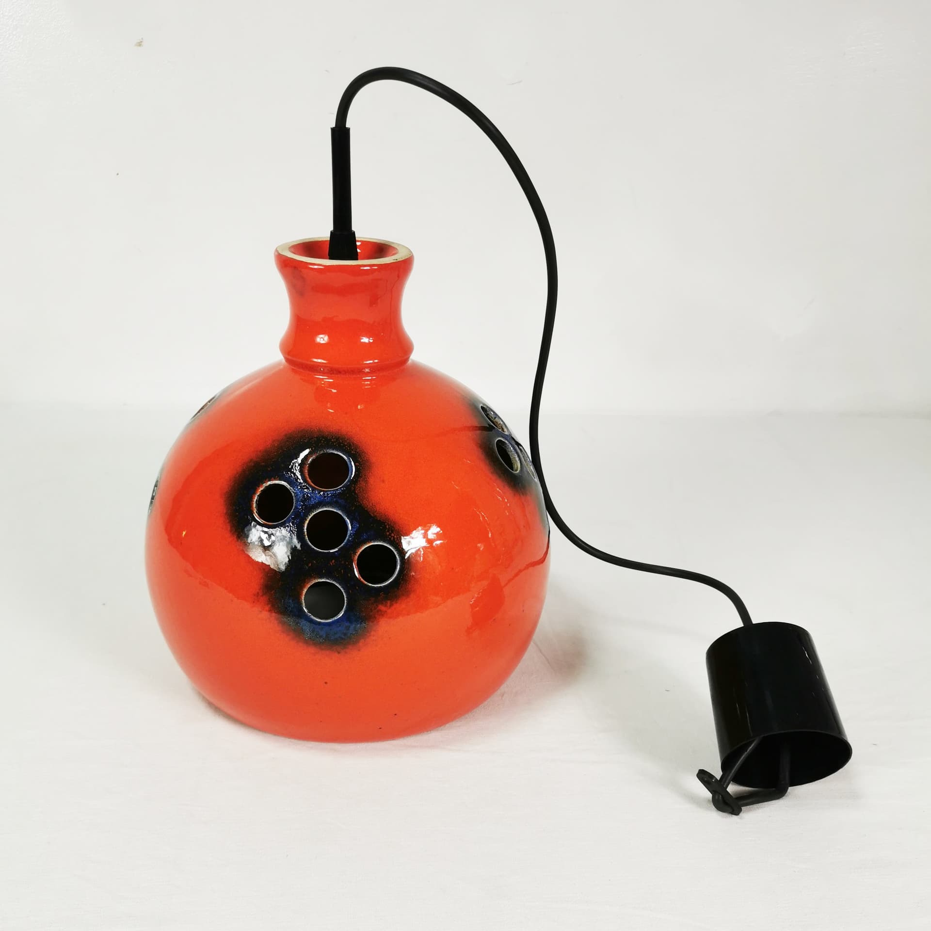 Pendant lamp Space Age, orange-red ceramic, dark blue-black glaze, Germany, 1970s. - 391137