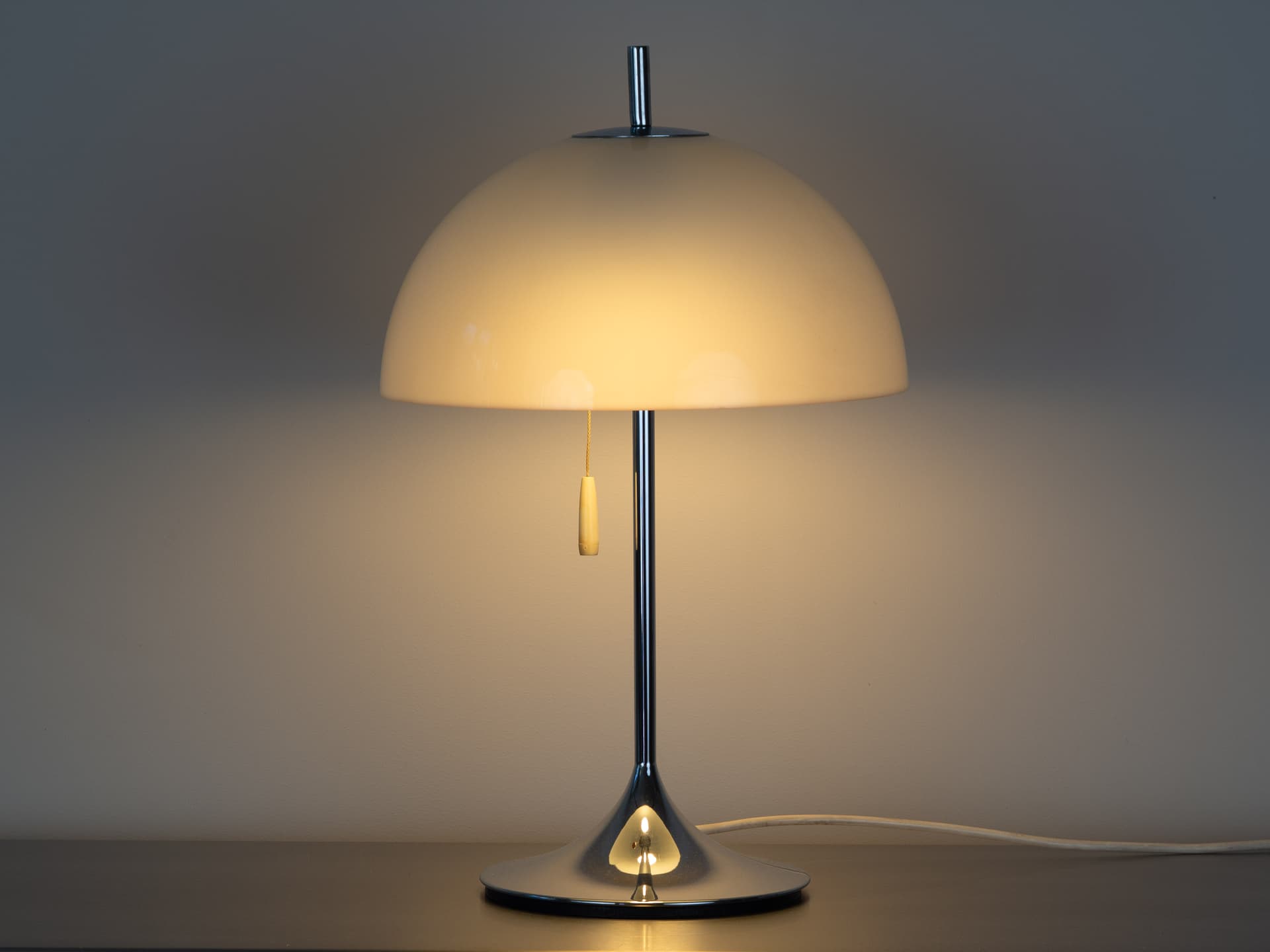 Table lamp Panthella, white, plastic, metal, by V. Panton, Louis Poulsen, Denmark, 1970s. - 391422