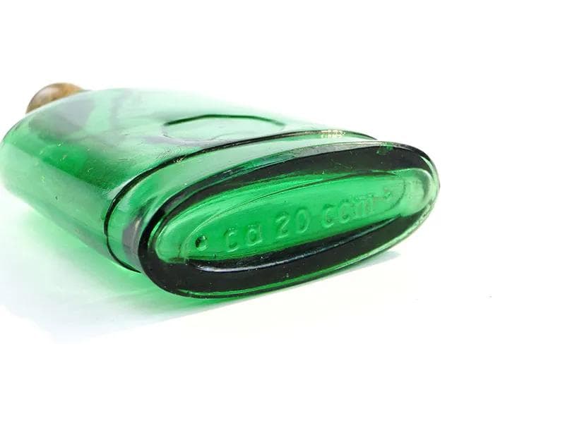 Flakon na perfumy, szkło sodowe zielone, mosiądz złoty, Wielka Brytania, początek XX w. - 391607
