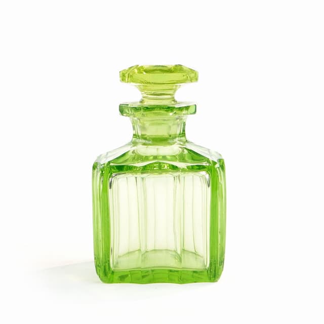 Flakon na perfumy, szkło uranowe przezroczyste żółto-zielone, początek XX w. - WYMIARY