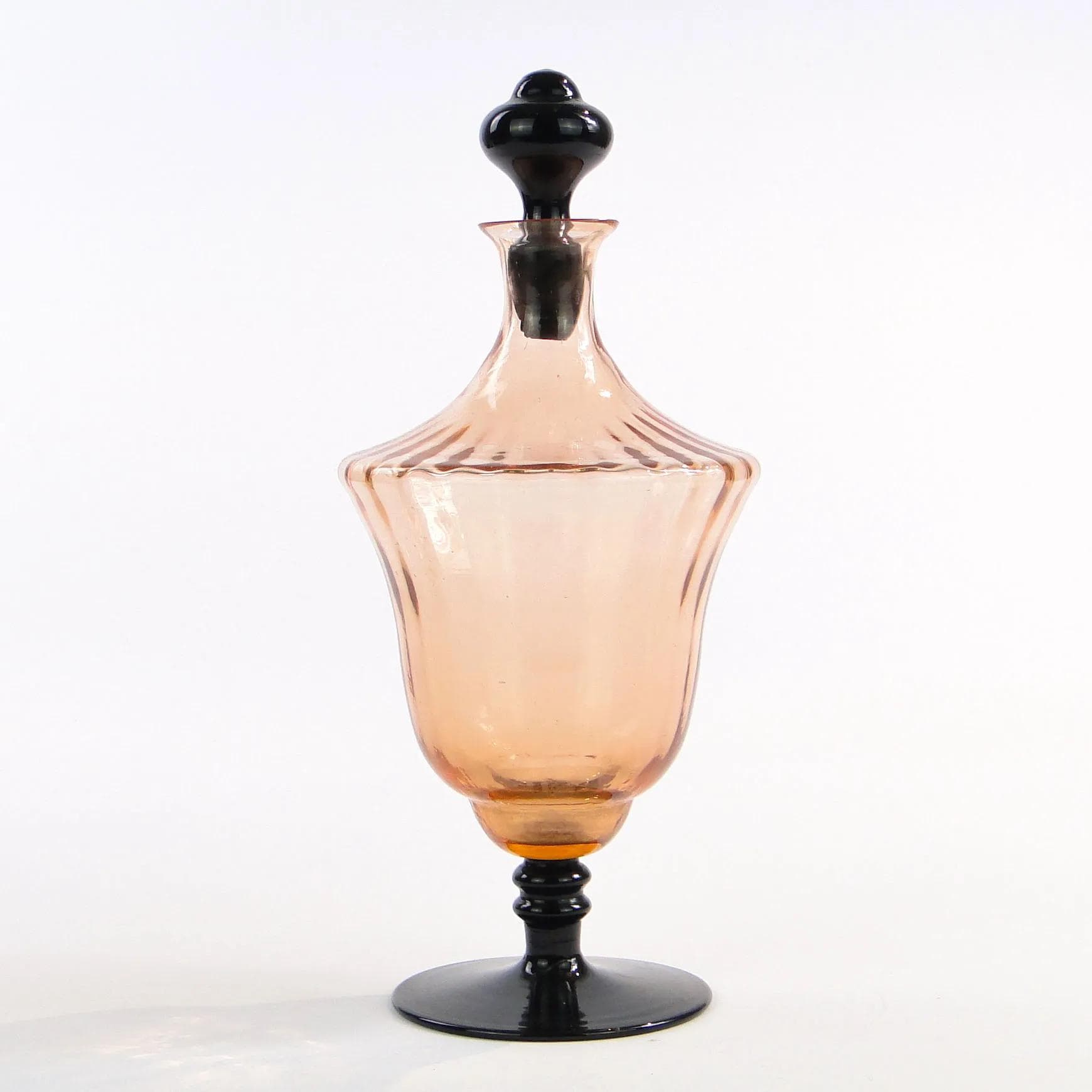 Decanter Art Deco, pink black glass, Huta Szkła Zawiercie, Poland, 1930s. - 391635