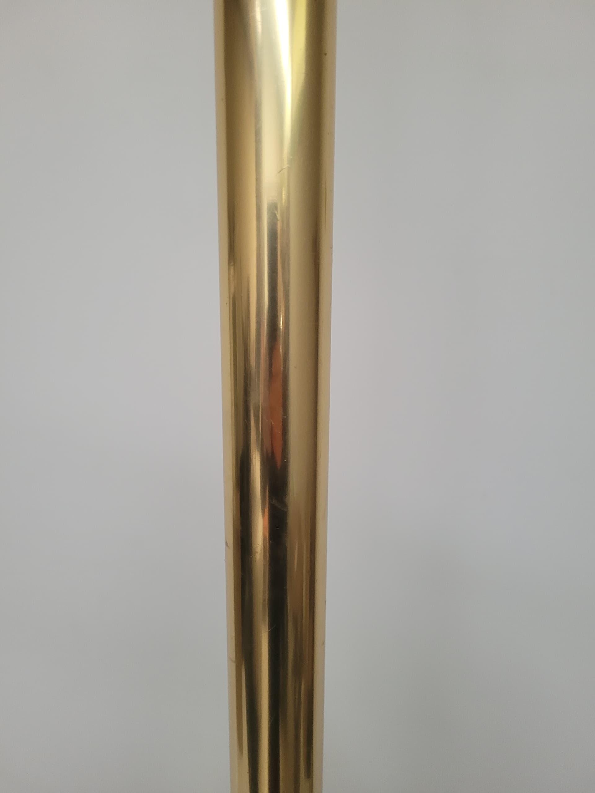 Wieszak podłogowy, złoty biały, aluminium mosiądz żeliwo, lata 50. - 392163