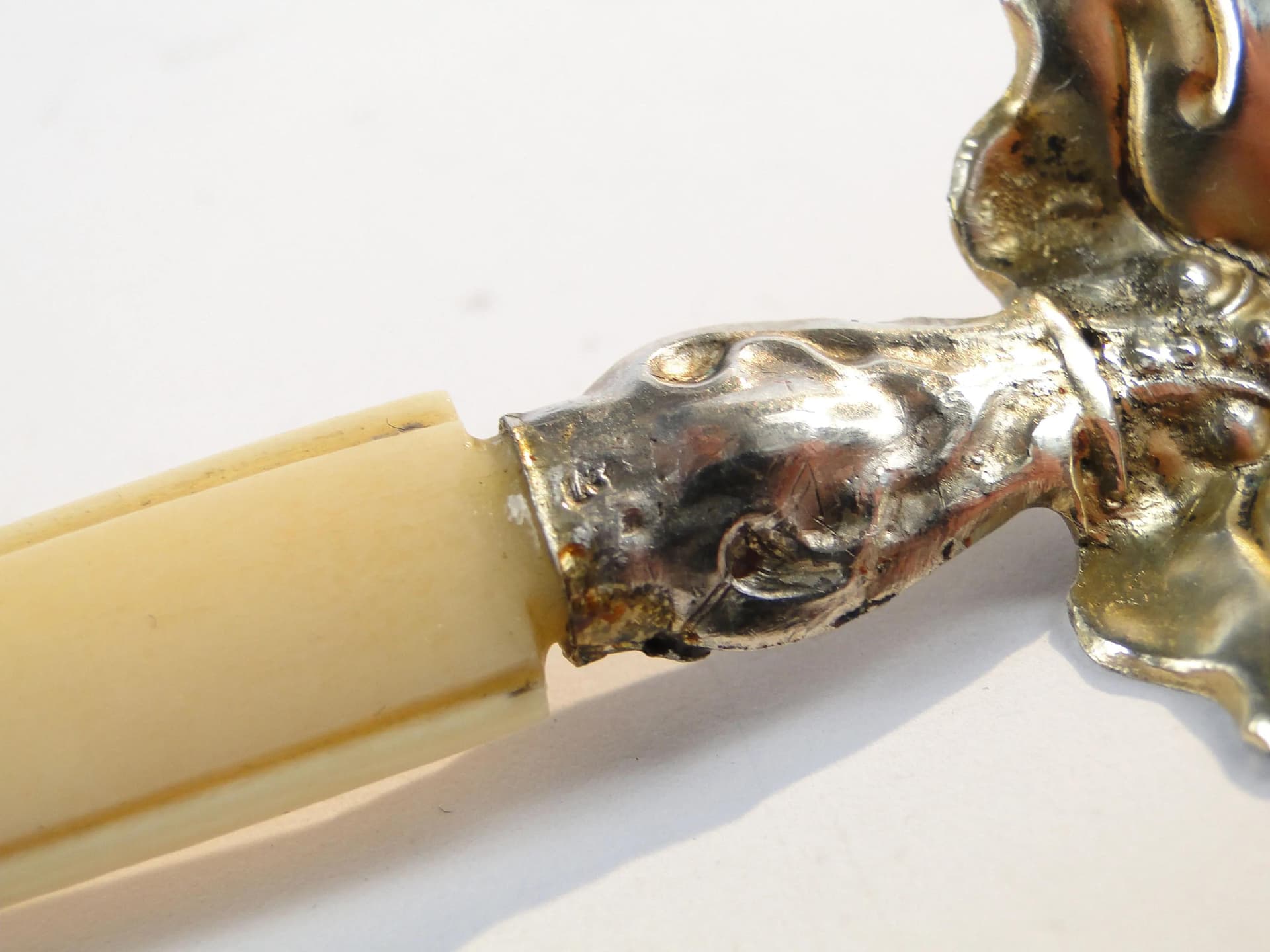 Łyżeczka biedermeier, złocone srebro, kość, Austria, XIX w. - 392407