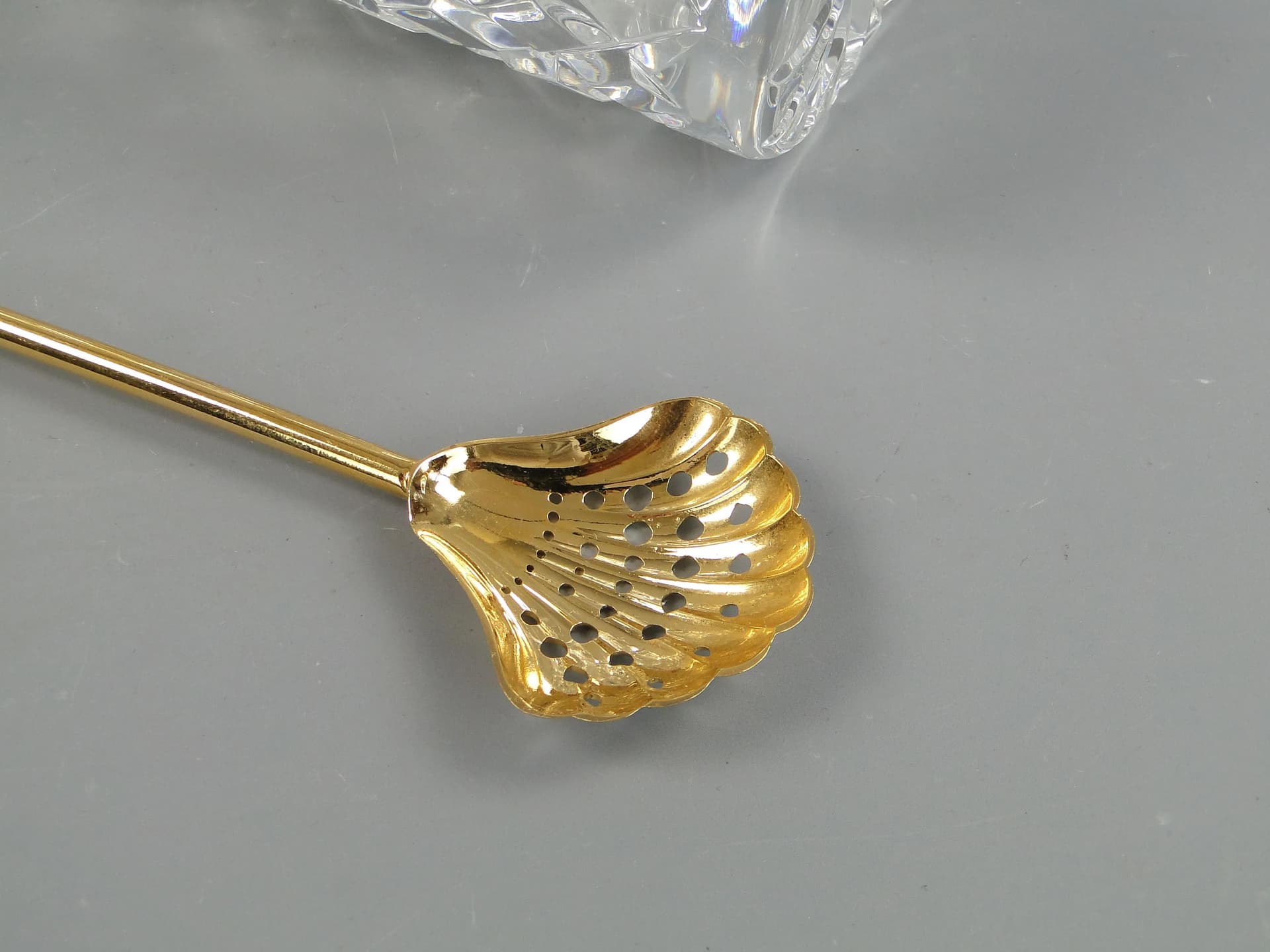 Shaker do drinków, kryształ transparentny, metal złoty, Niemcy, lata 50. - 393088