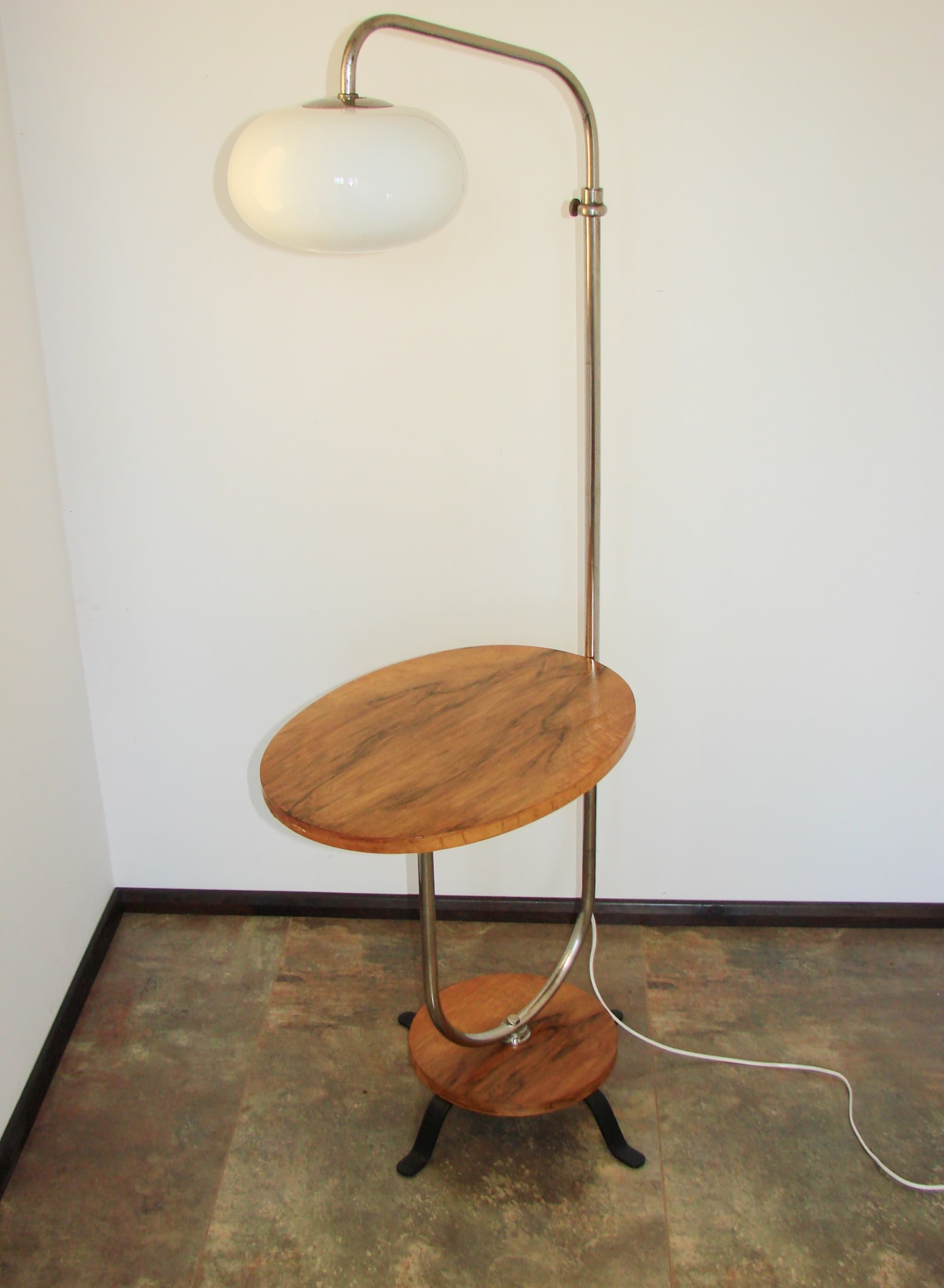 Lampa podłogowa ze stolikiem, drewno brązowy, stal srebrny, szkło biały, lata 40. - 393161