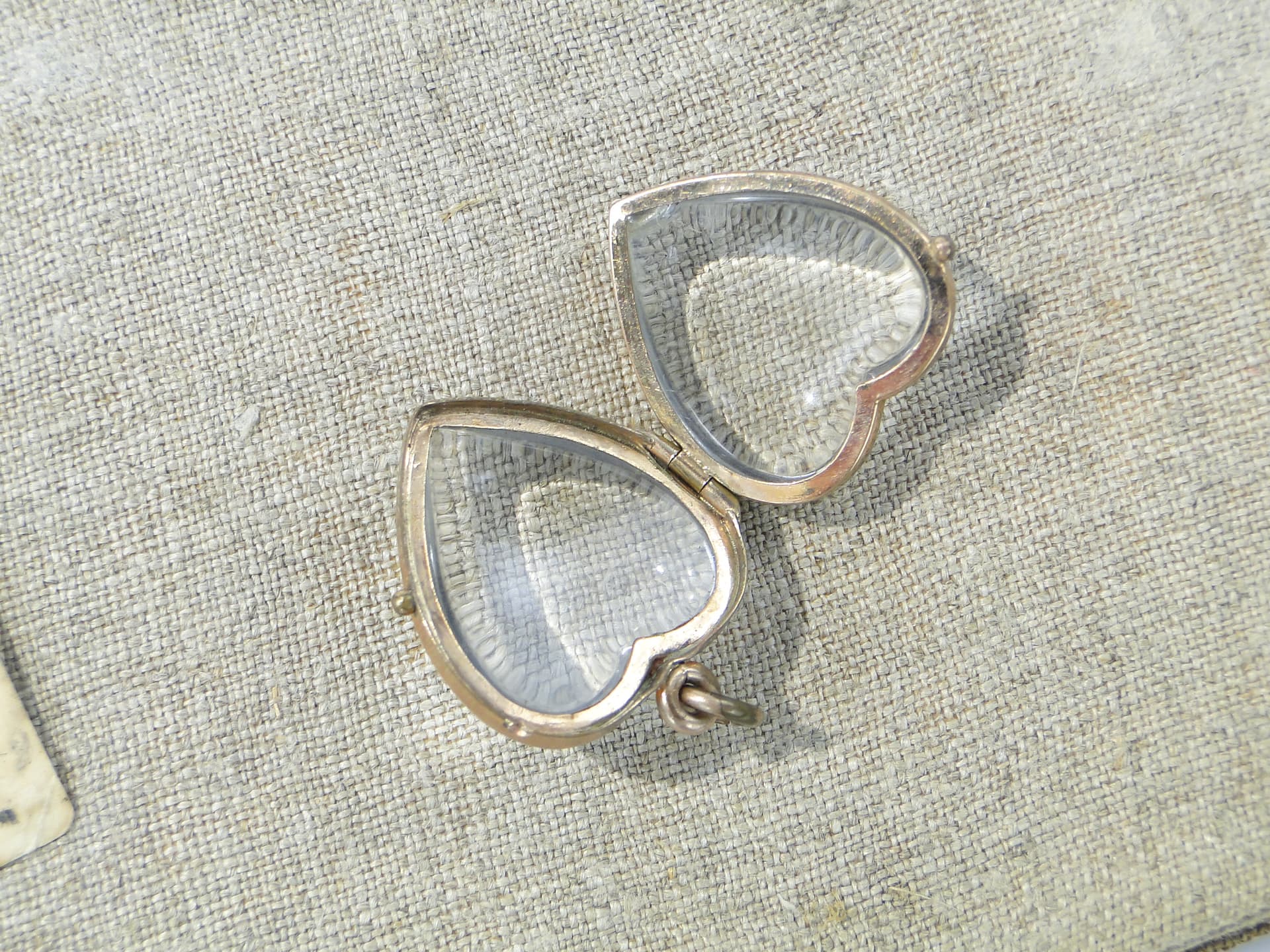Heart Locket Biedermeier, clear glass, gilded brass, 19th century - 393317