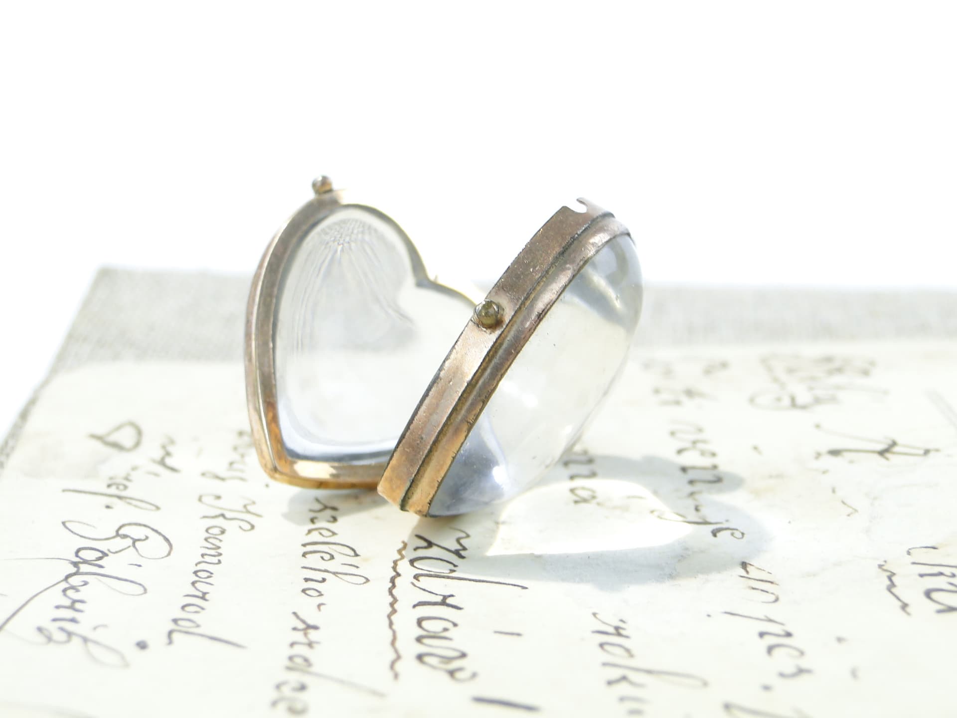Heart Locket Biedermeier, clear glass, gilded brass, 19th century - 393315