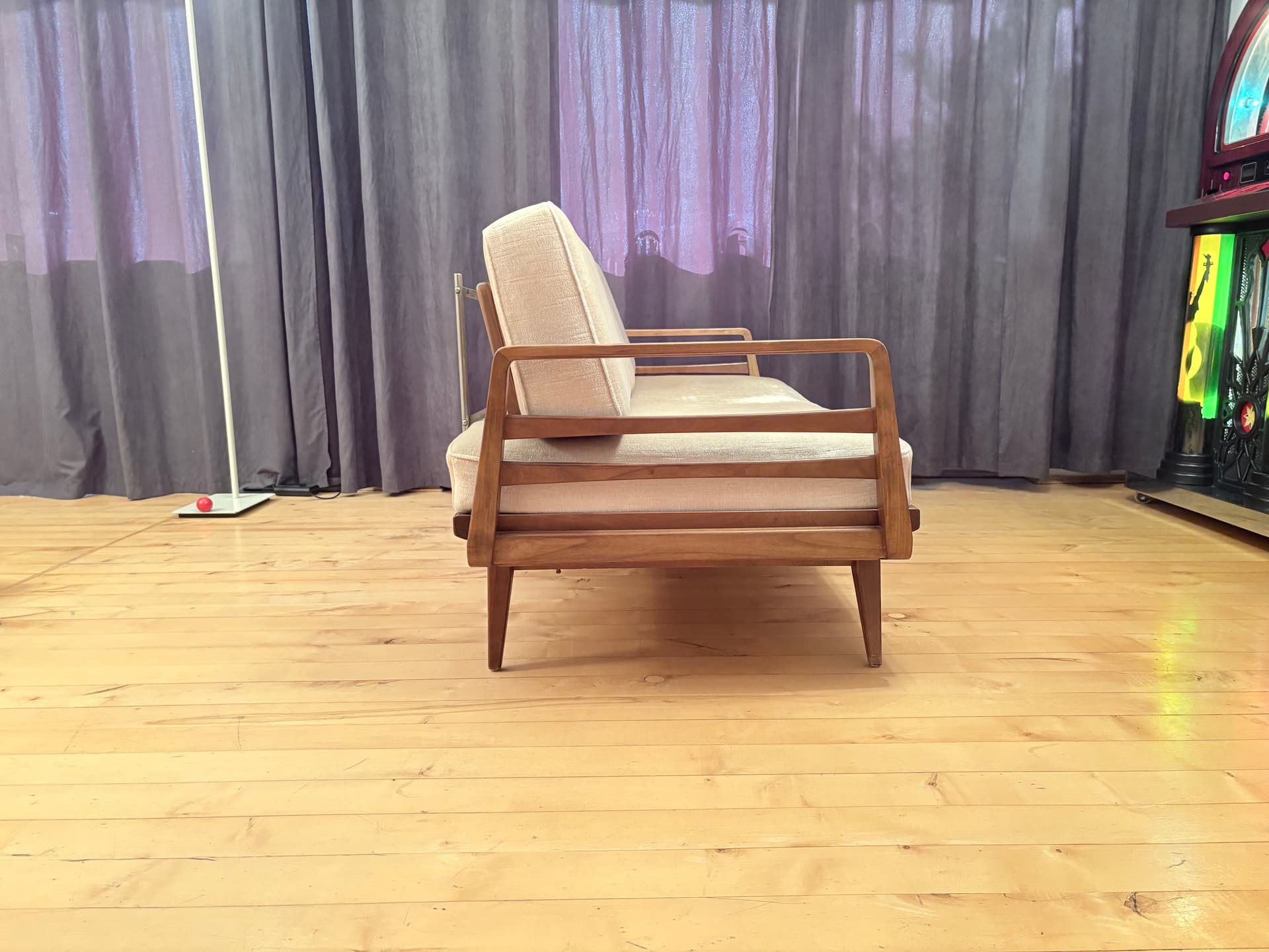 Sofa Stella, beżowy, wiśnia, proj. W. Knoll, Knoll Antimott, Niemcy, lata 50. - 393387