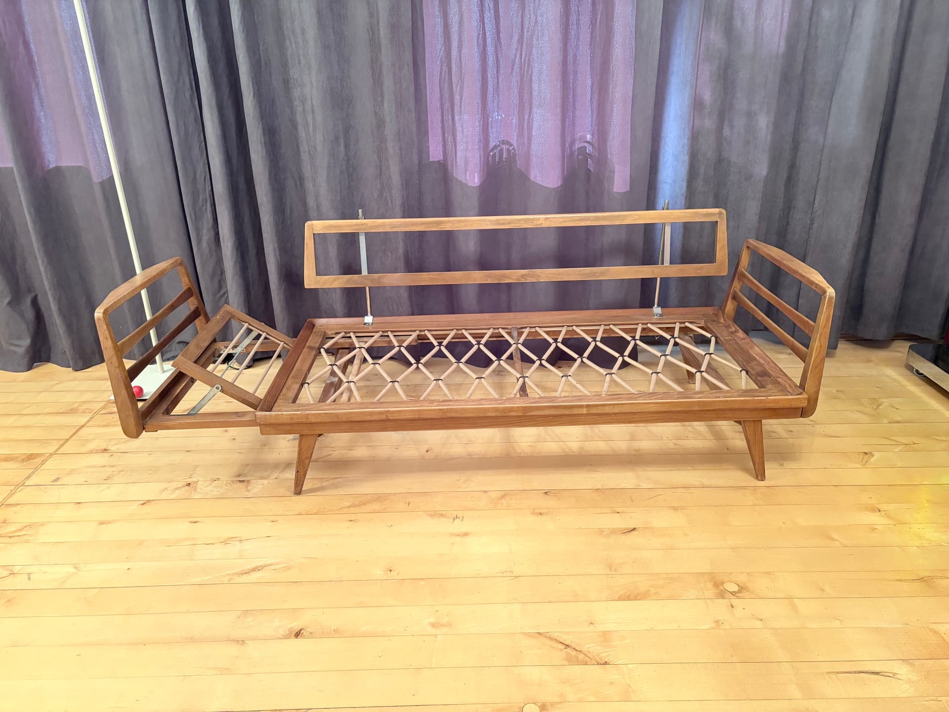Sofa Stella, beżowy, wiśnia, proj. W. Knoll, Knoll Antimott, Niemcy, lata 50. - 393393