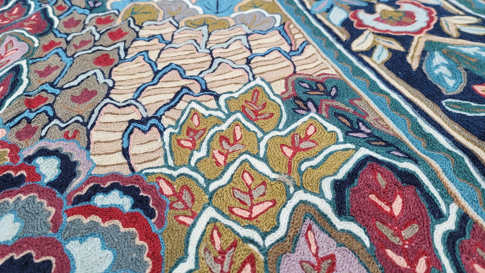 Kilim tapestry, 255x165 cm, blue red brown beige green gold, wool cotton, India, 1990s. - 393424