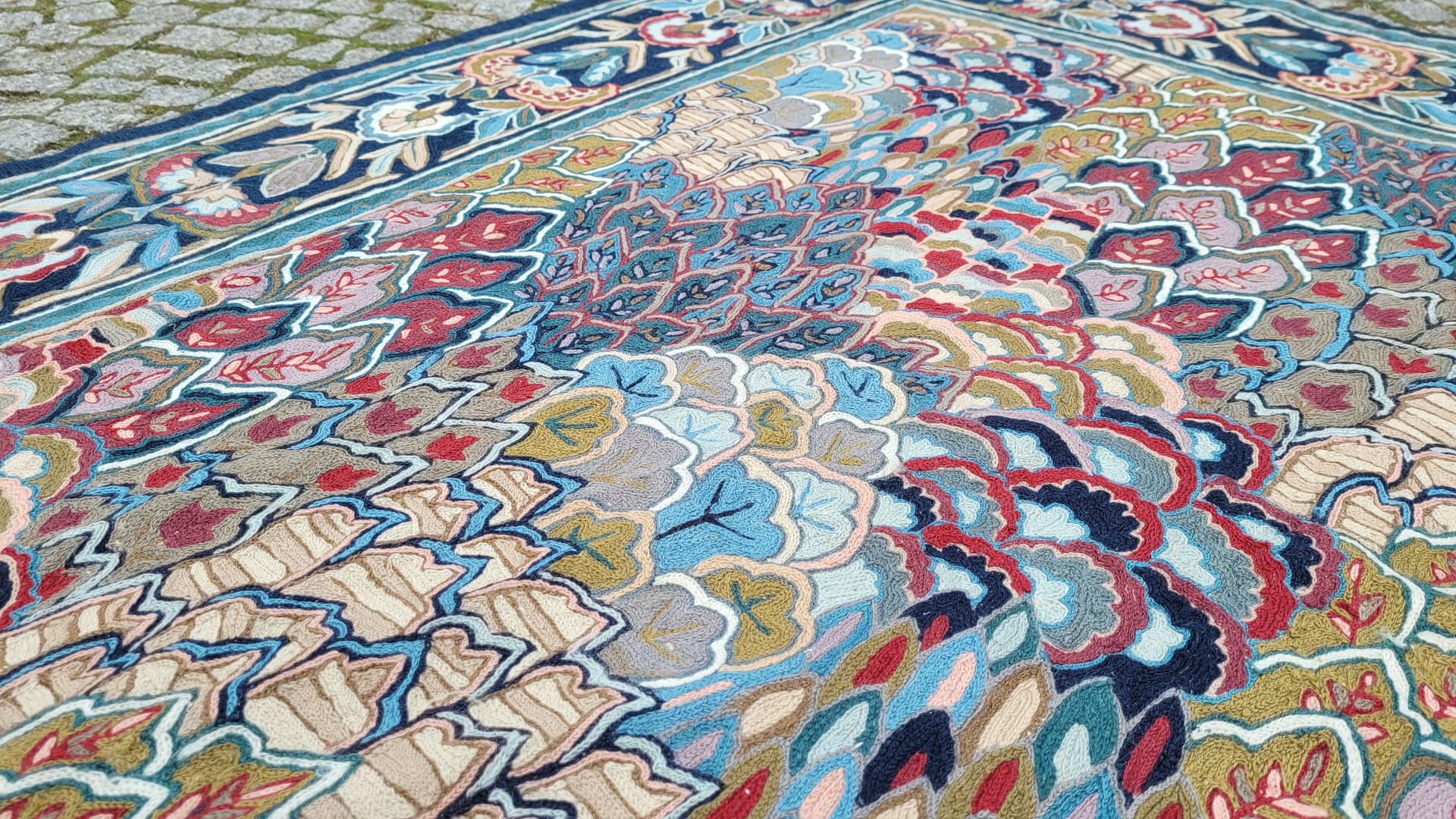 Kilim tapestry, 255x165 cm, blue red brown beige green gold, wool cotton, India, 1990s. - 393426