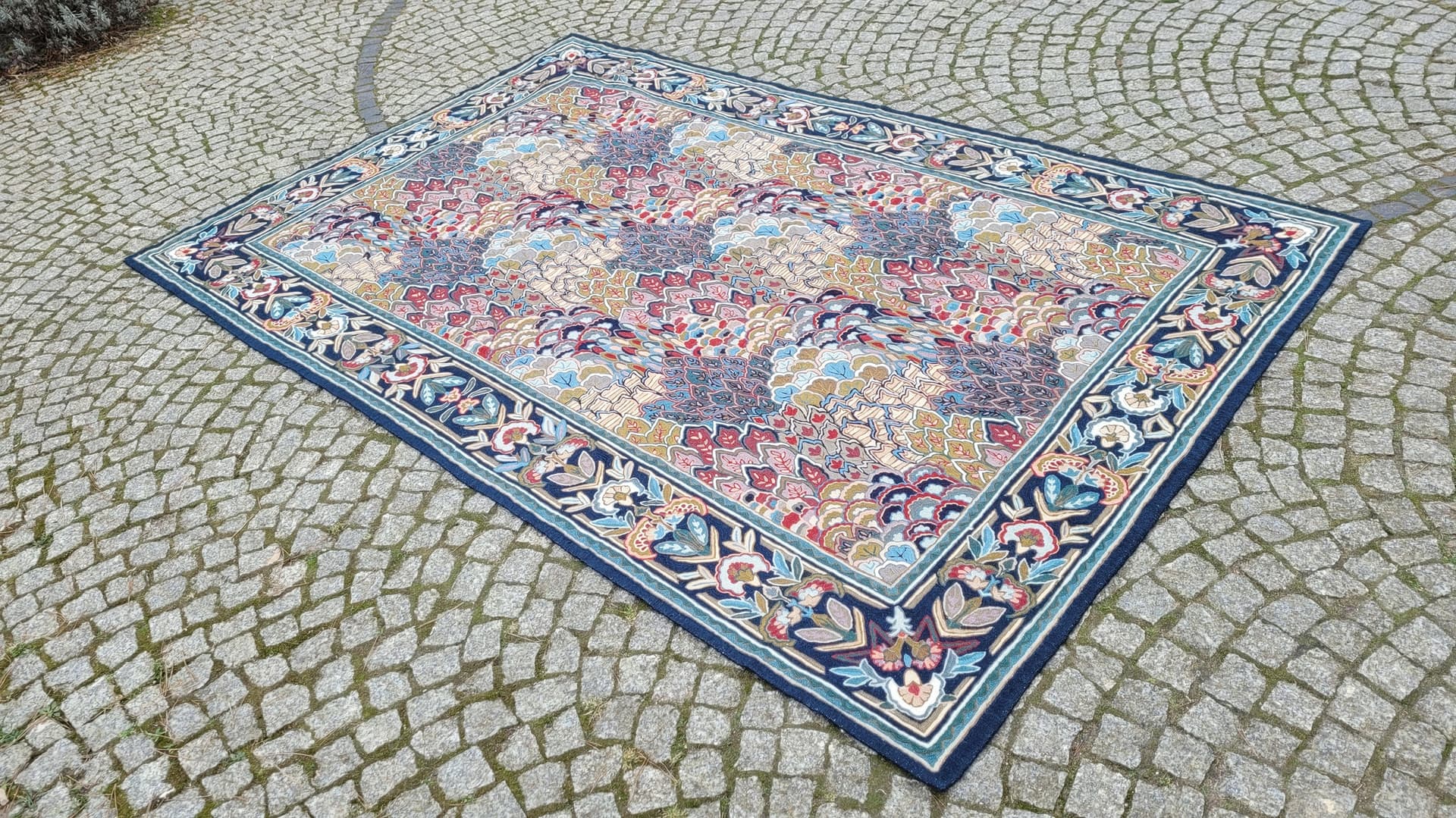 Kilim tapestry, 255x165 cm, blue red brown beige green gold, wool cotton, India, 1990s. - 393434