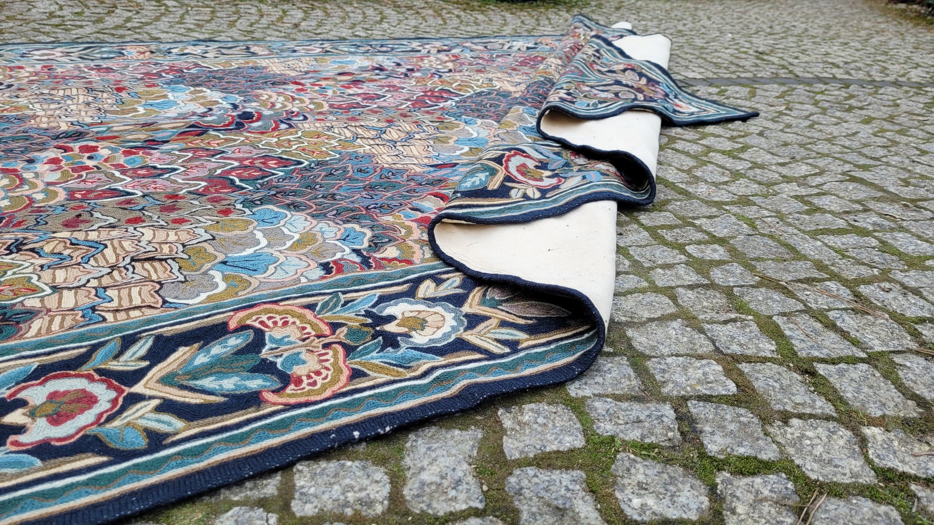 Kilim tapestry, 255x165 cm, blue red brown beige green gold, wool cotton, India, 1990s. - 393429