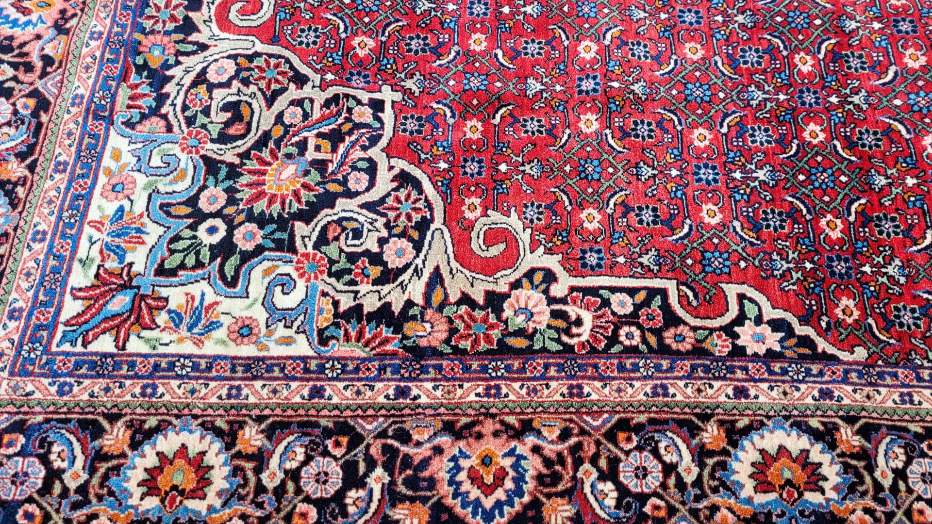Rug Bidjar Takab 285x385 cm, red, wool, Iran, 1990s. - 393452