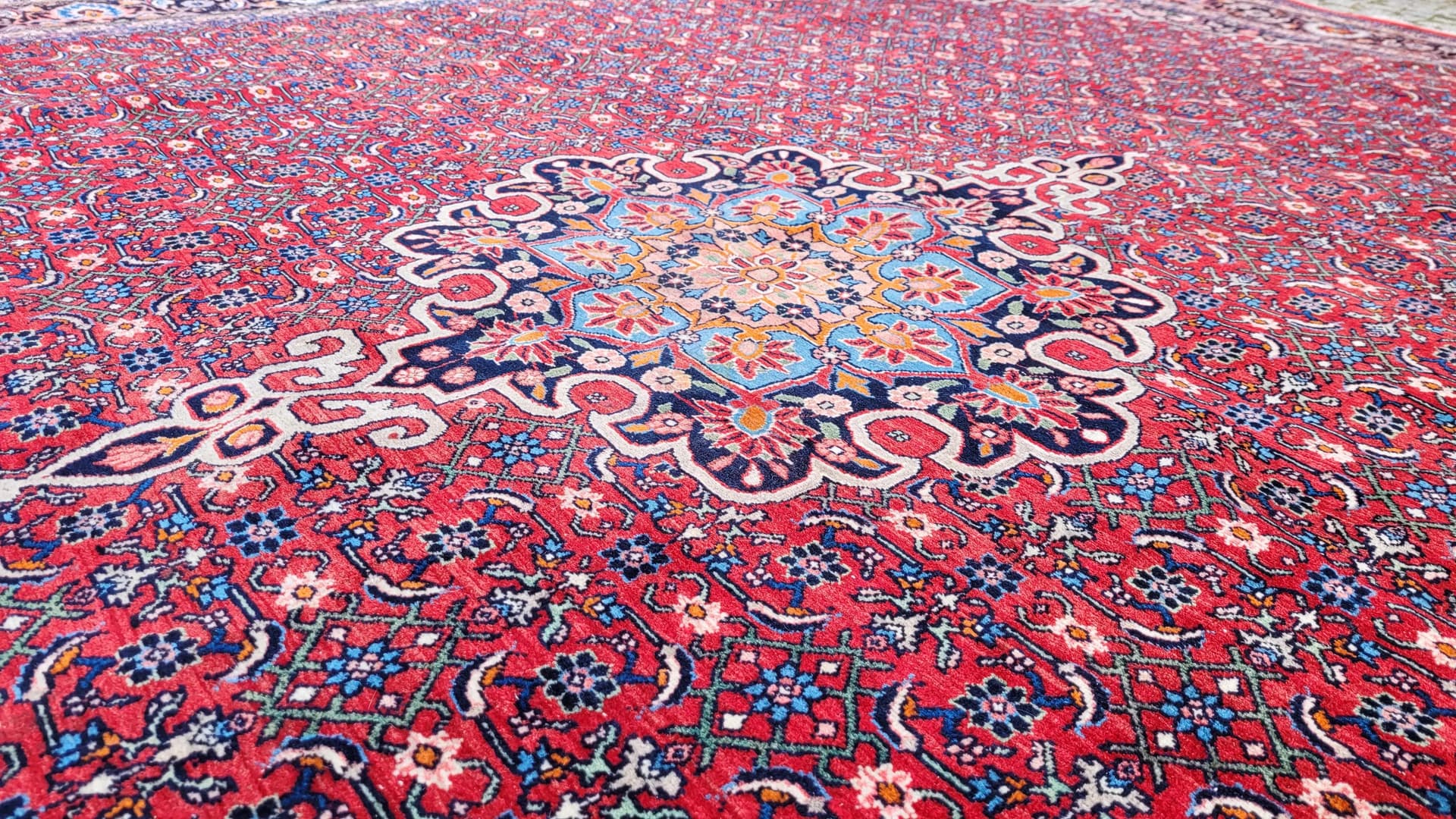 Rug Bidjar Takab 285x385 cm, red, wool, Iran, 1990s. - 393448
