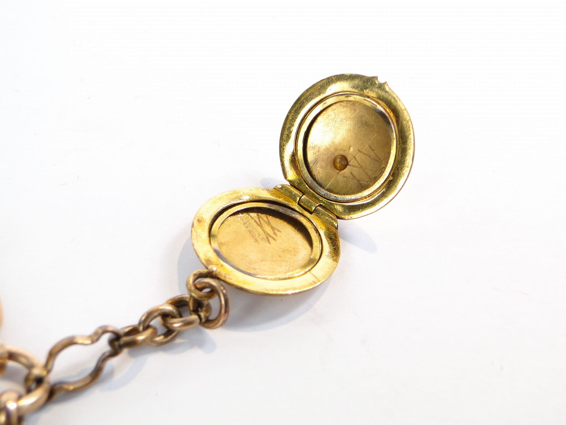 Pocket watch chain with locket, gold, gilt brass, glass, Austria, 19th century - 393559
