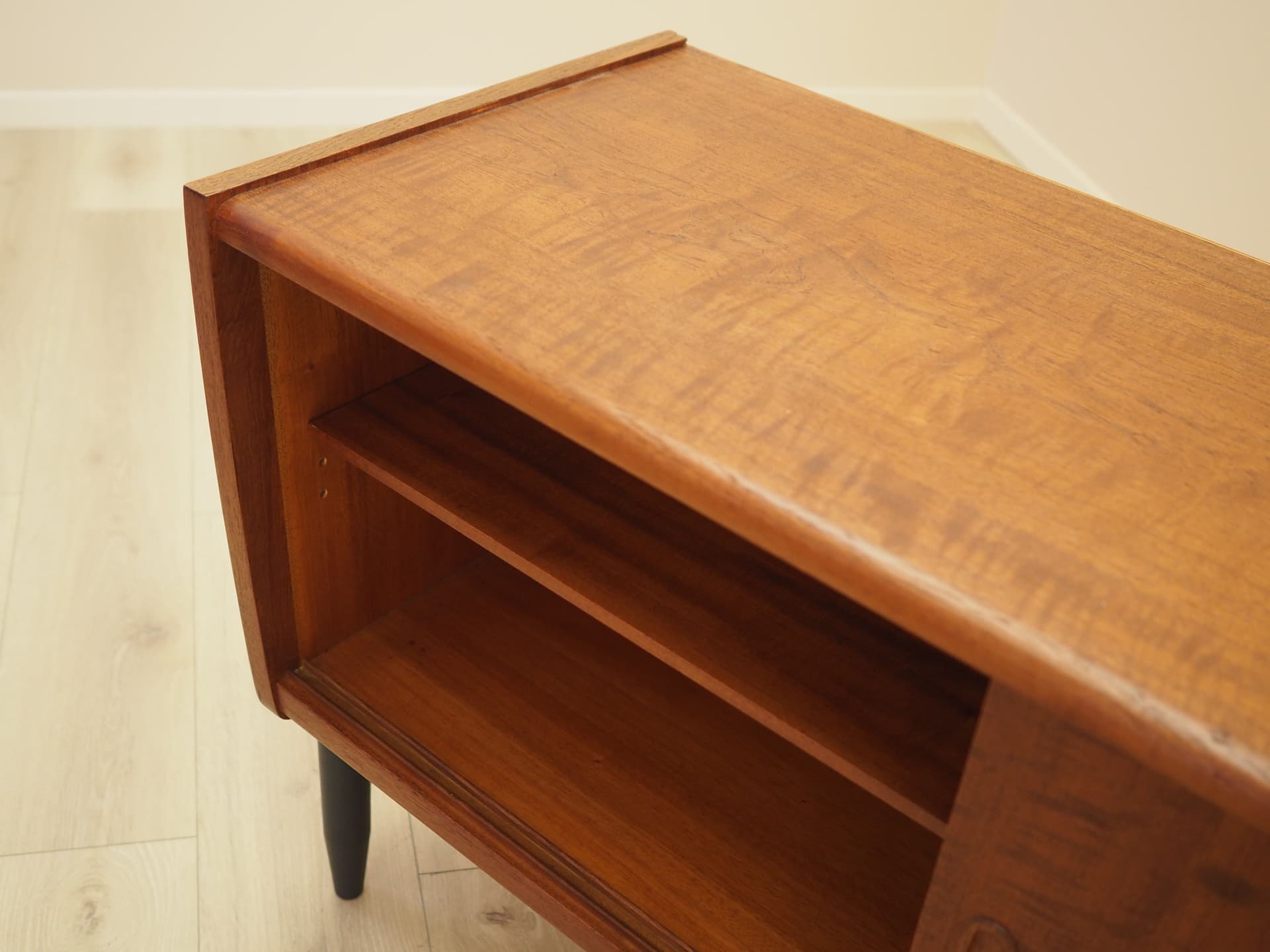 Sideboard, teak brązowy, drewno czarne, Dania, lata 70. - 393654