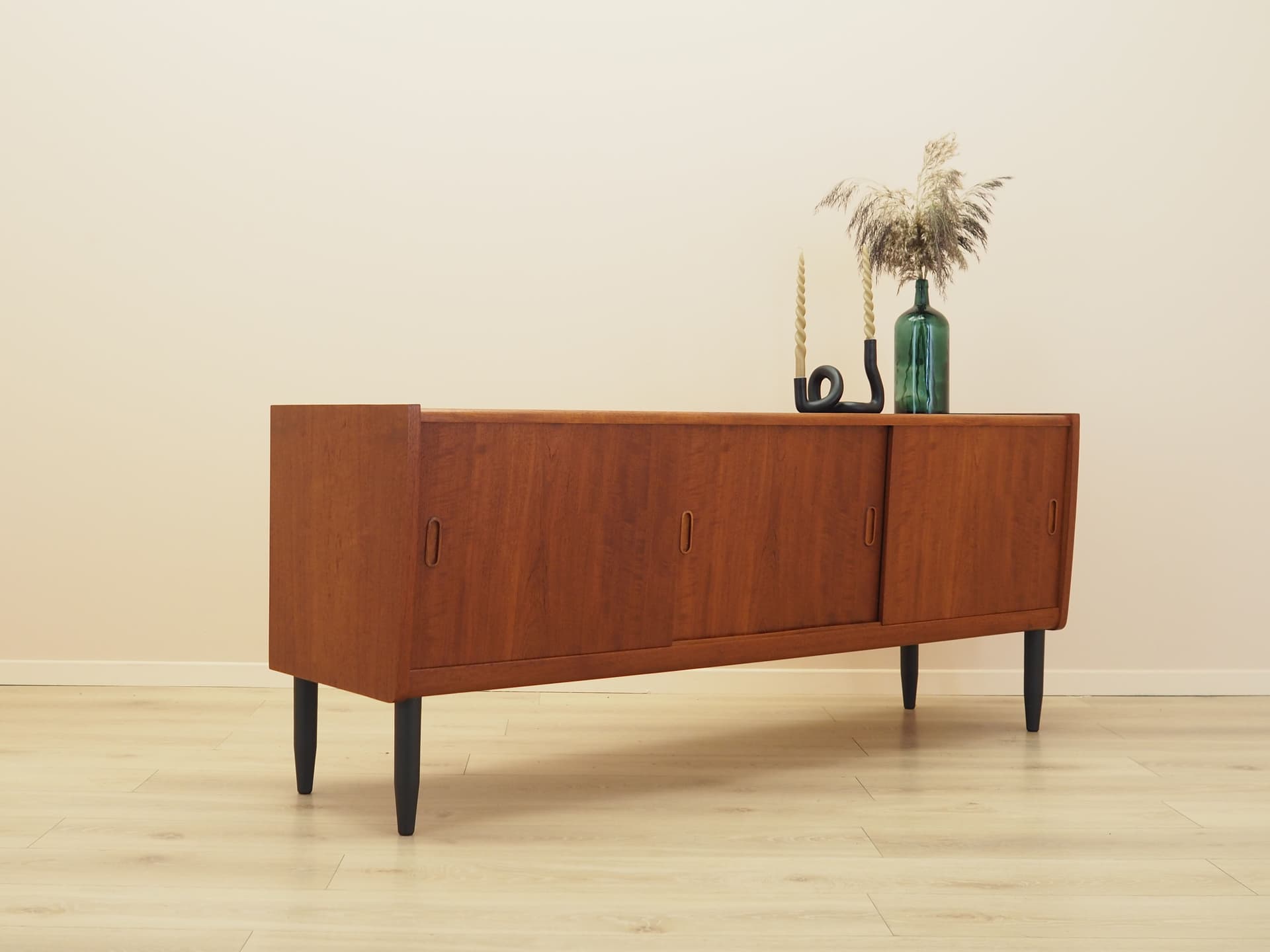 Sideboard, teak brązowy, drewno czarne, Dania, lata 70. - 393648