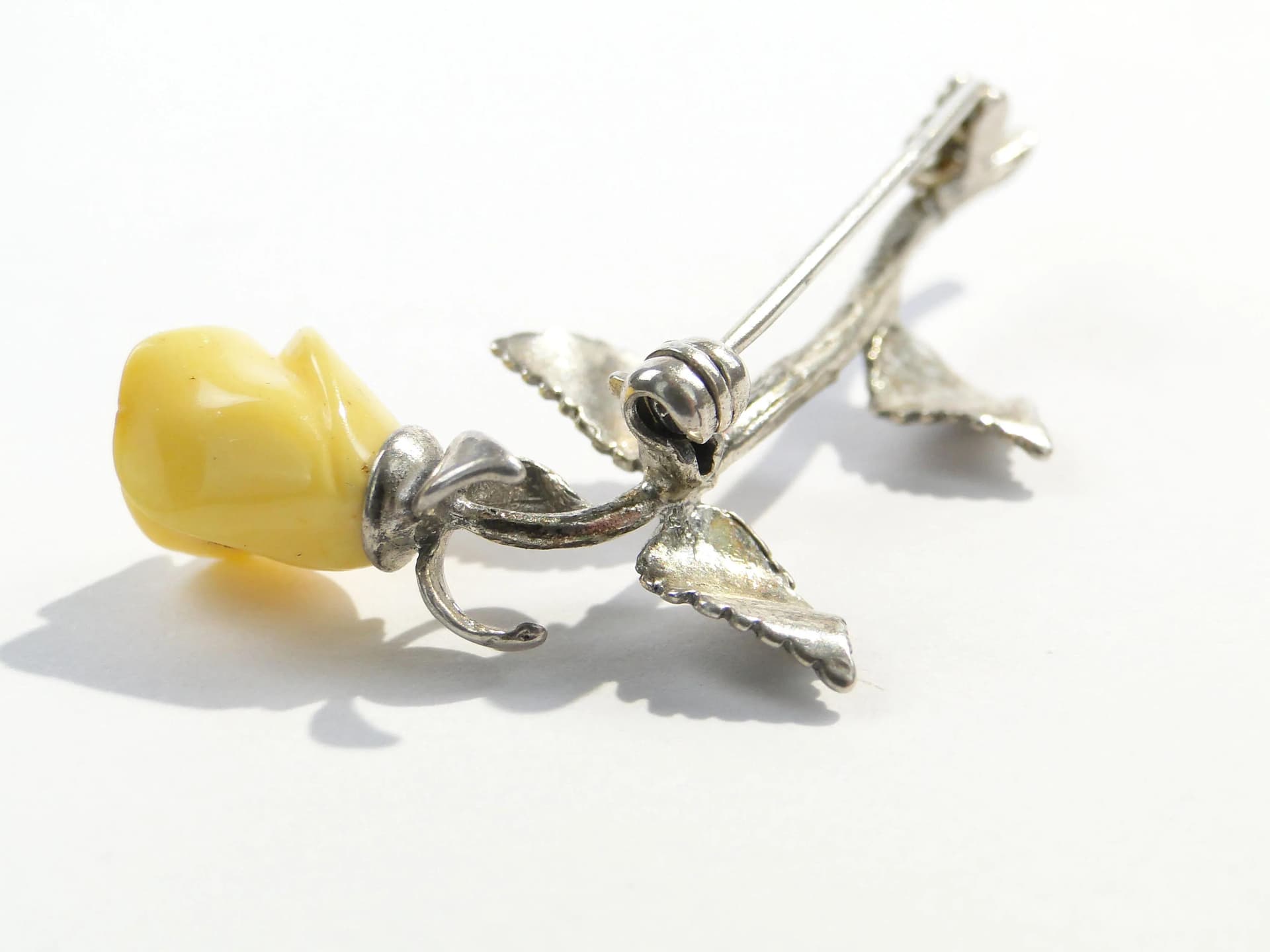 Brooch Art déco, silver, ivory, Poland, 1930s. - 393899