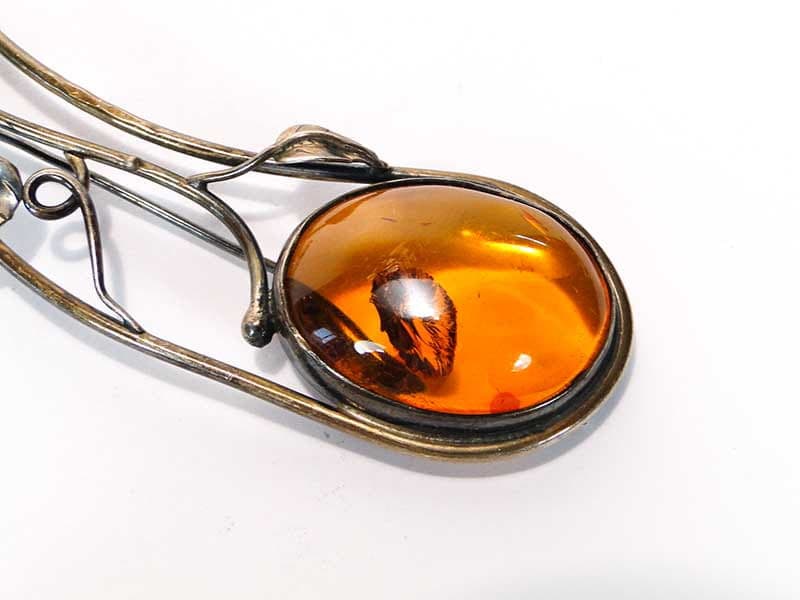 Modernist brooch, golden amber, silver, Poland, 1980s - 393940