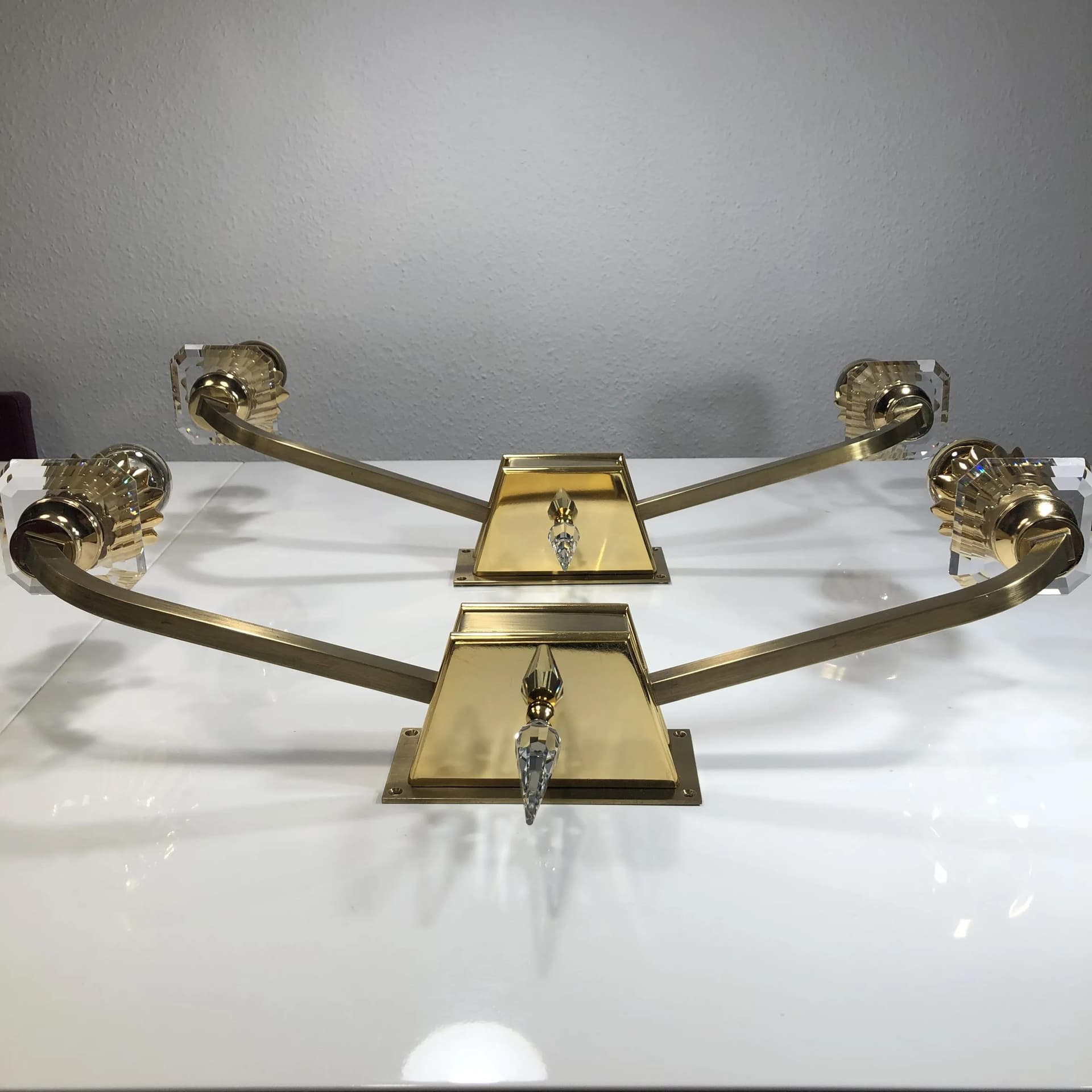 Pair of wall sconces, gilded brass, crystal, Italy, 1990s - 29148