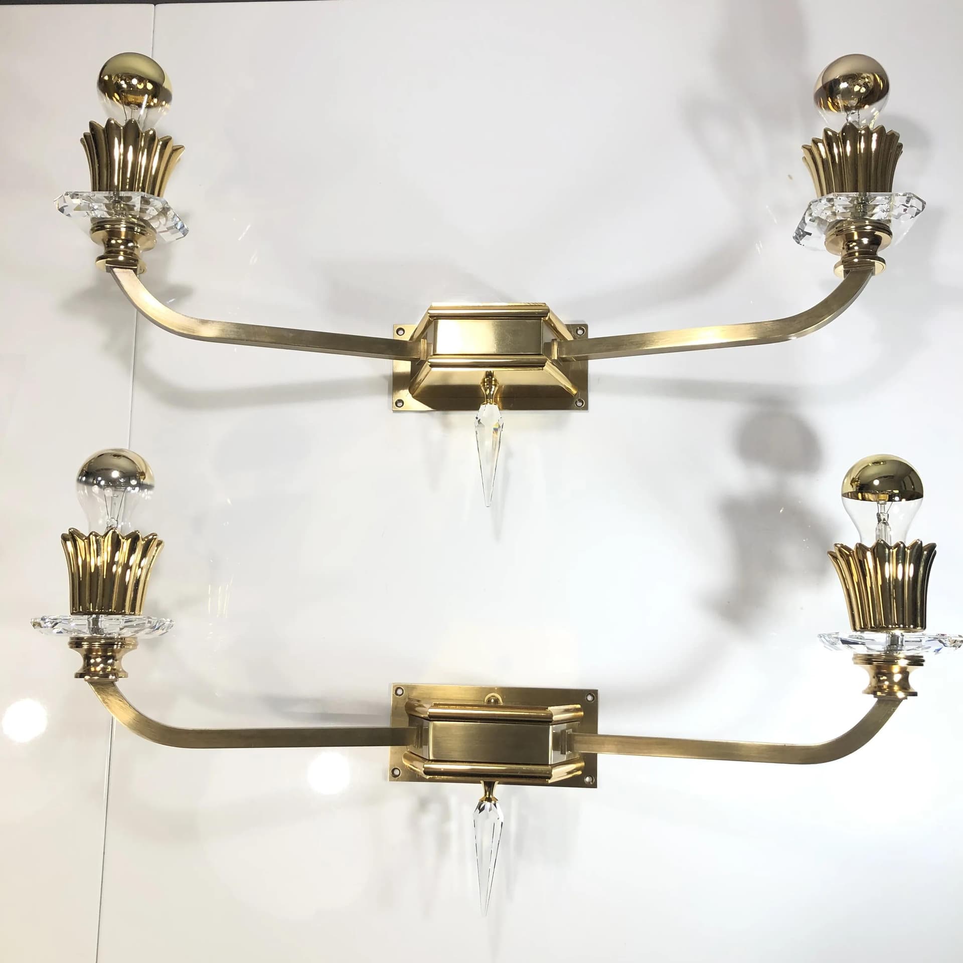 Pair of wall sconces, gilded brass, crystal, Italy, 1990s - 29147