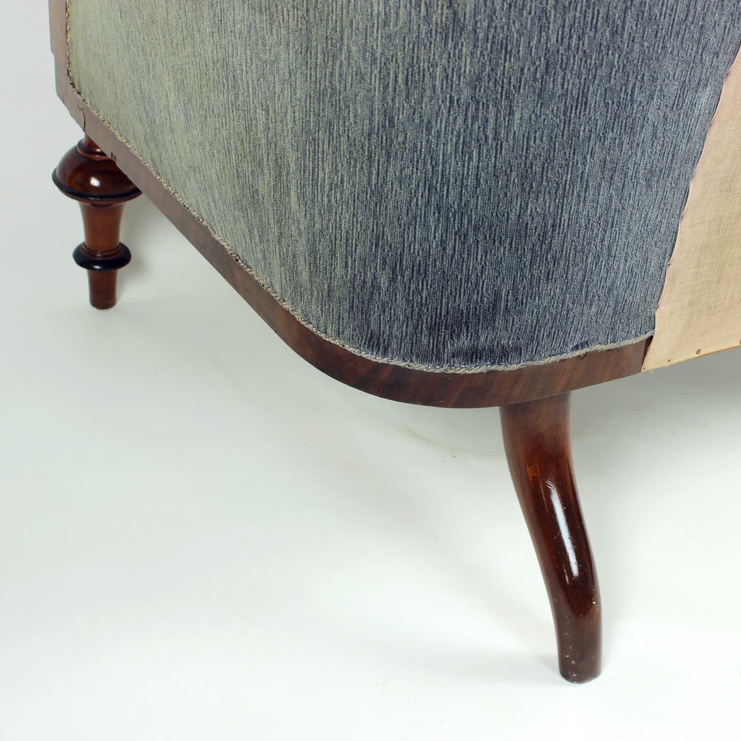 Sofa Biedermeier, velvet niebiesko-szary, orzech włoski, Austria, XIX w. - 394415