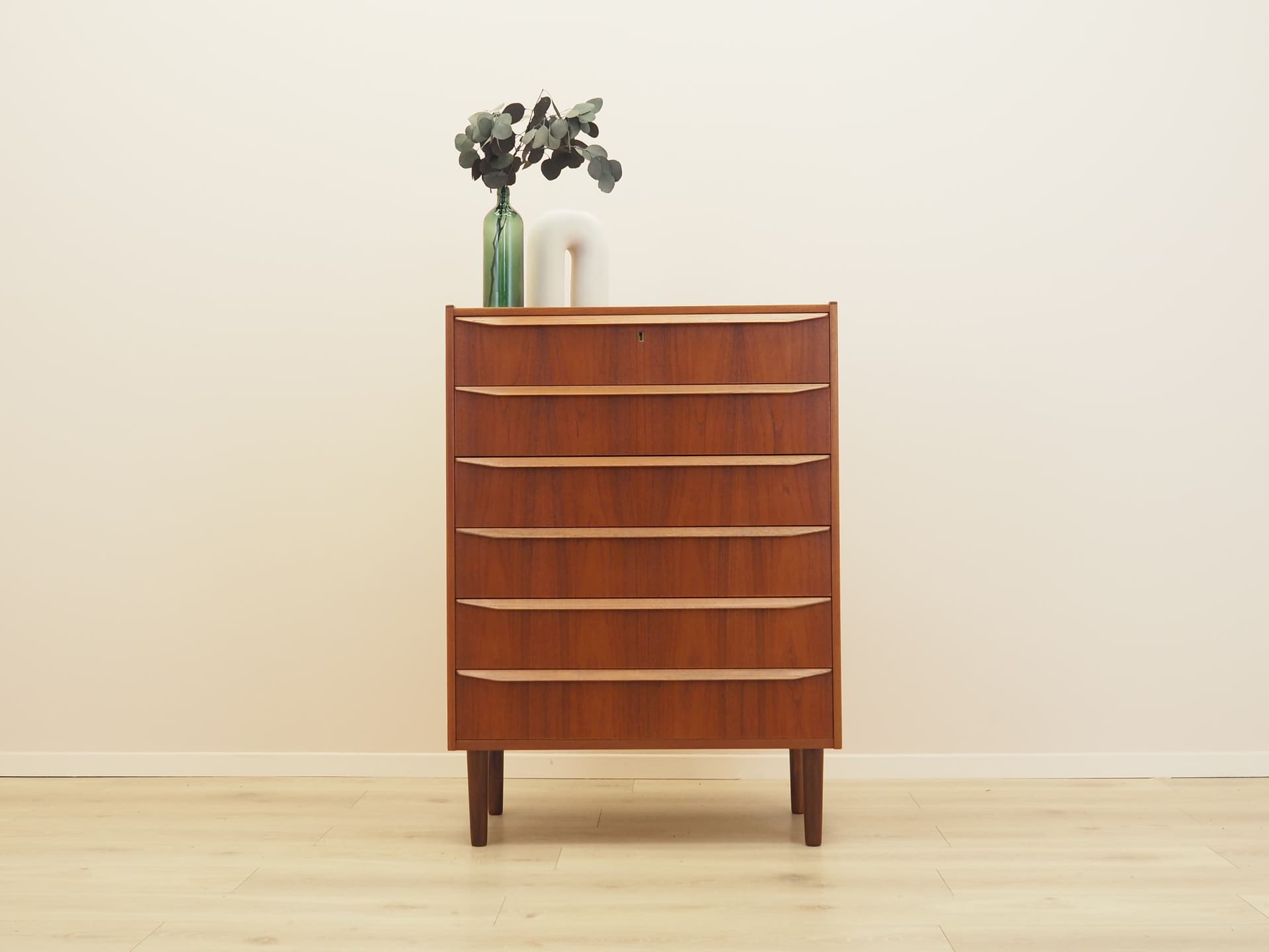 Komoda tallboy, teak brązowy, Dania, lata 60. - 394692