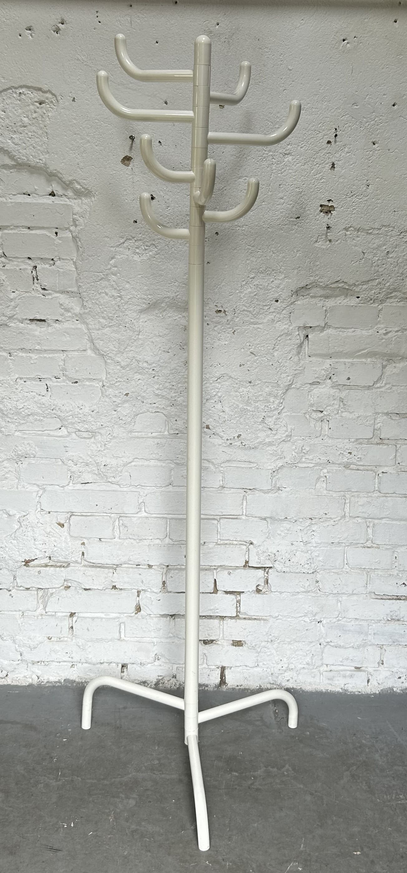 Wieszak stojący Smed, biały, metal, plastik, proj. R. Andersson, Ikea, lata 80. - 395317