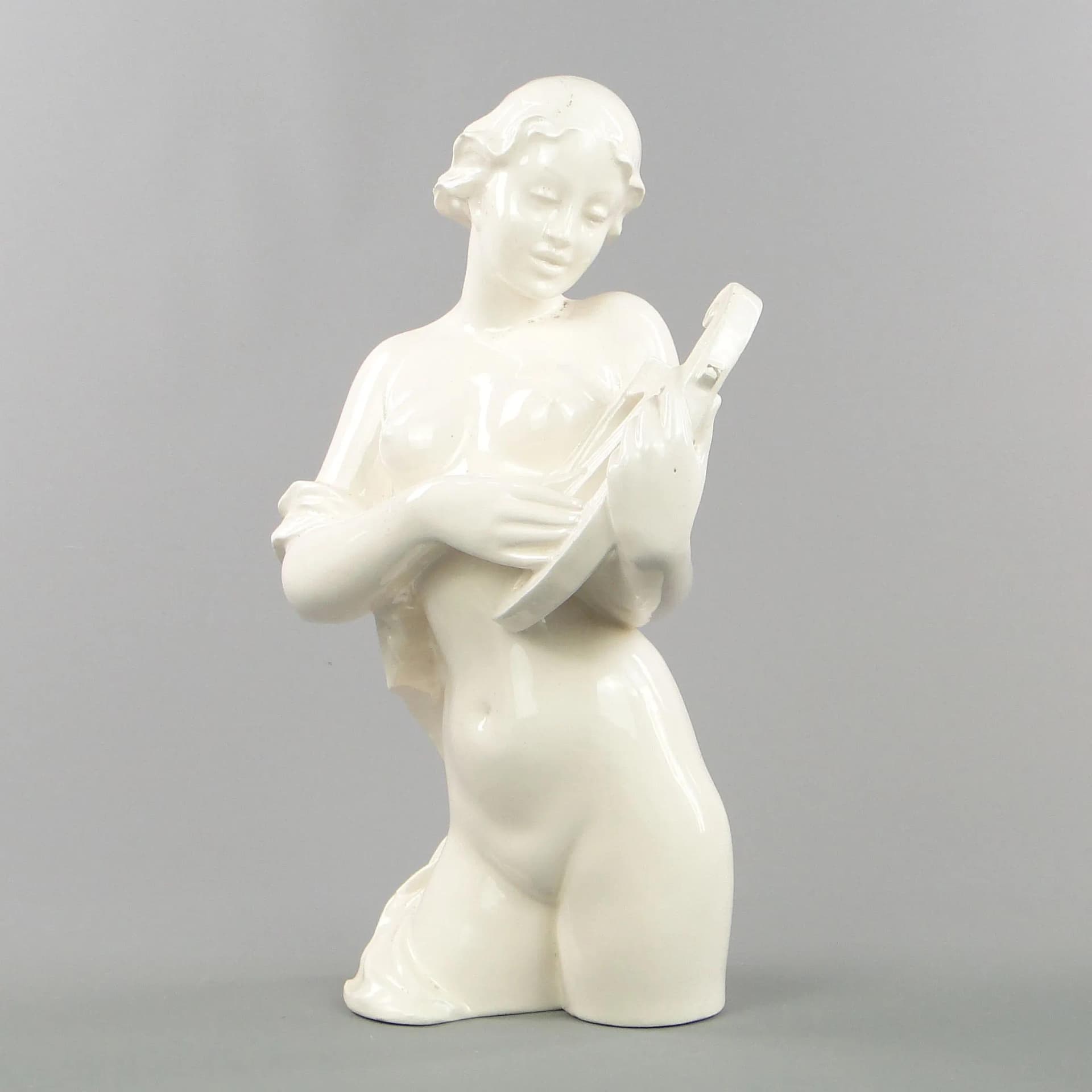 Figura Terpsychora, art déco, porcelana ivory white, Czechosłowacja, lata 30. - 29195