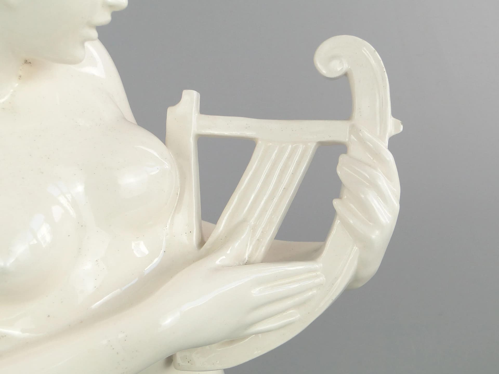 Figura Terpsychora, art déco, porcelana ivory white, Czechosłowacja, lata 30. - 29197