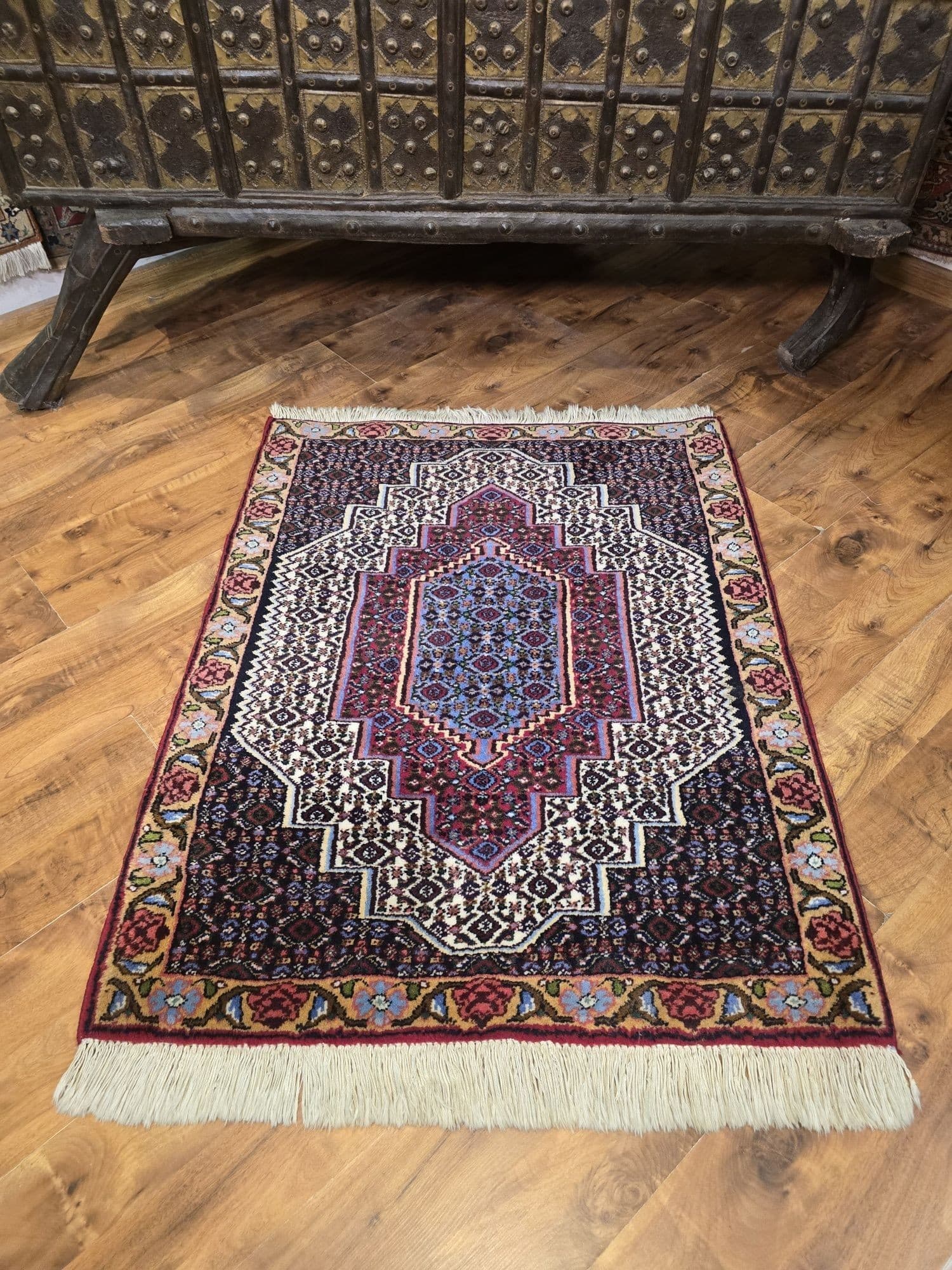 Dywan Sanandaj, 80x100 cm, czerwony niebieski biały różowy złoty, wełna, Iran - 395585