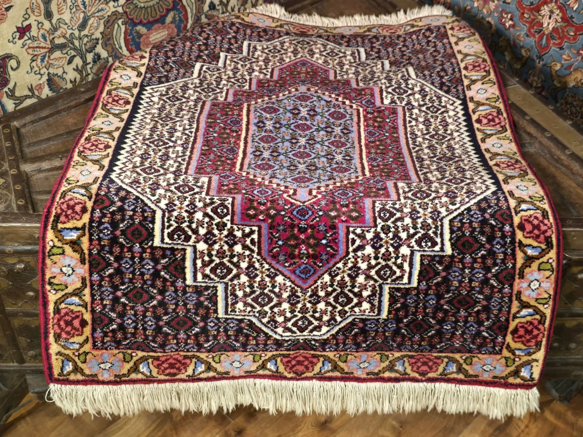 Dywan Sanandaj, 80x100 cm, czerwony niebieski biały różowy złoty, wełna, Iran - 395587