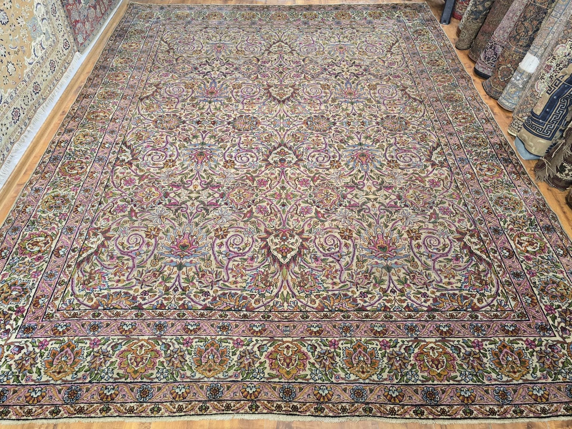 Dywan Kerman Lavar, 350x270 cm, beżowy różowy fioletowy niebieski zielony złoty, wełna, Iran, lata 30. - 395609