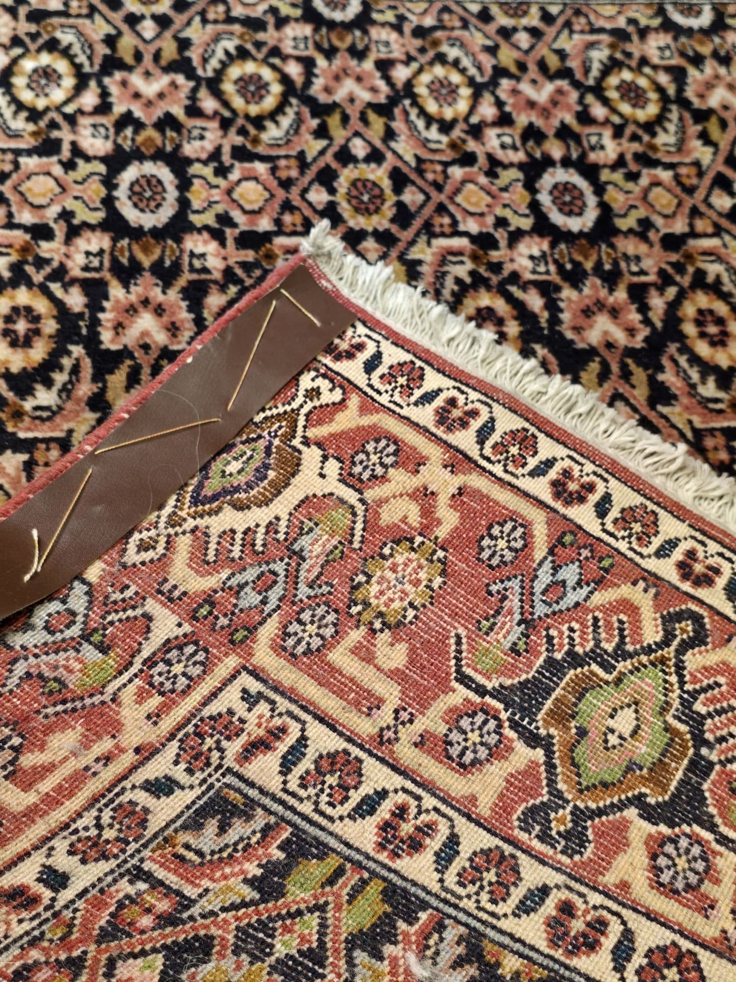 Dywan Bidjar Herati 83x146 cm, niebieski czerwony różowy złoty biały brązowy, wełna, Iran, początek XX w. - 395642