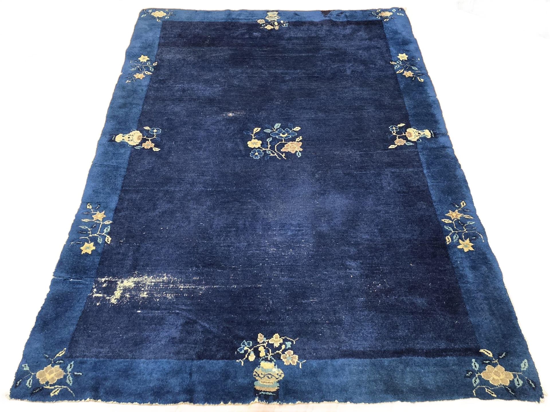 Rug Art Deco, 160 x 236 cm, indigo wool, cotton, China, 1920s.