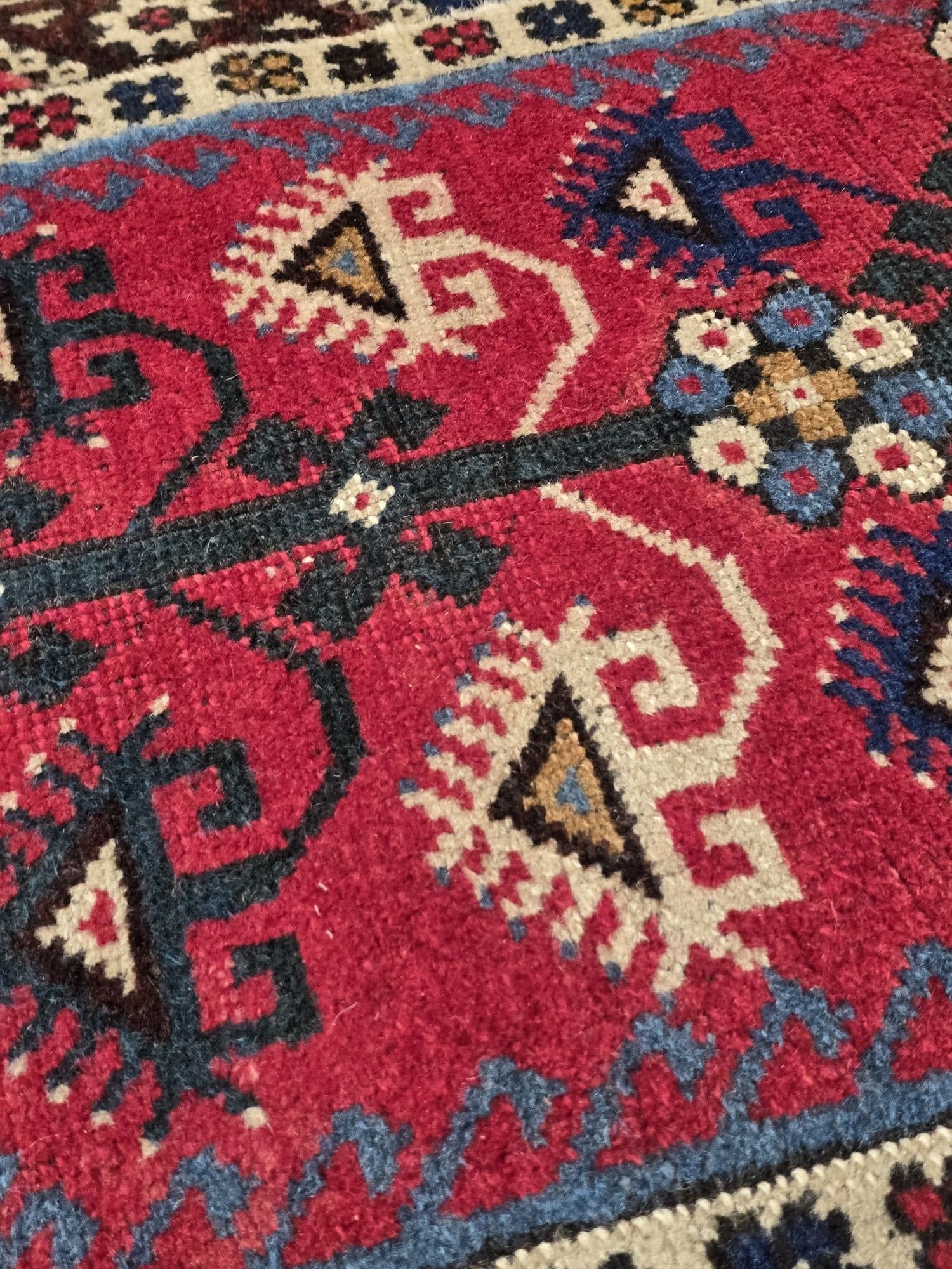 Chodnik Dosemealtı 185x76 cm, czerwony niebieski brązowy biały zielony, wełna, Turcja, lata 70. - 395843