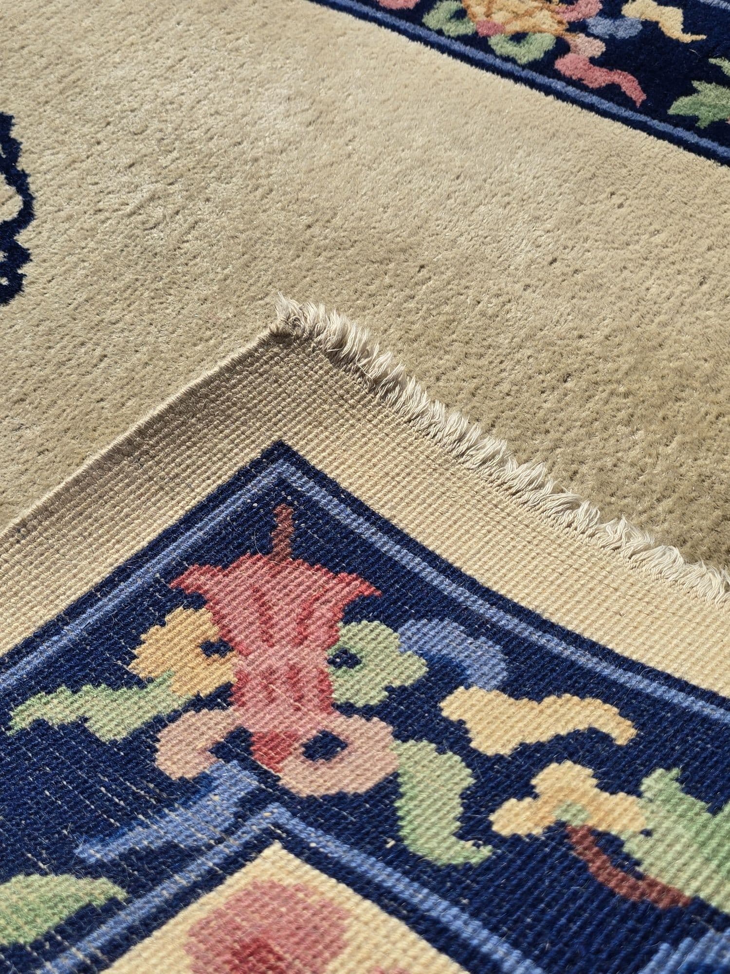 Rug Peking, 116x186 cm, white, wool, China, 1970s. - 395855