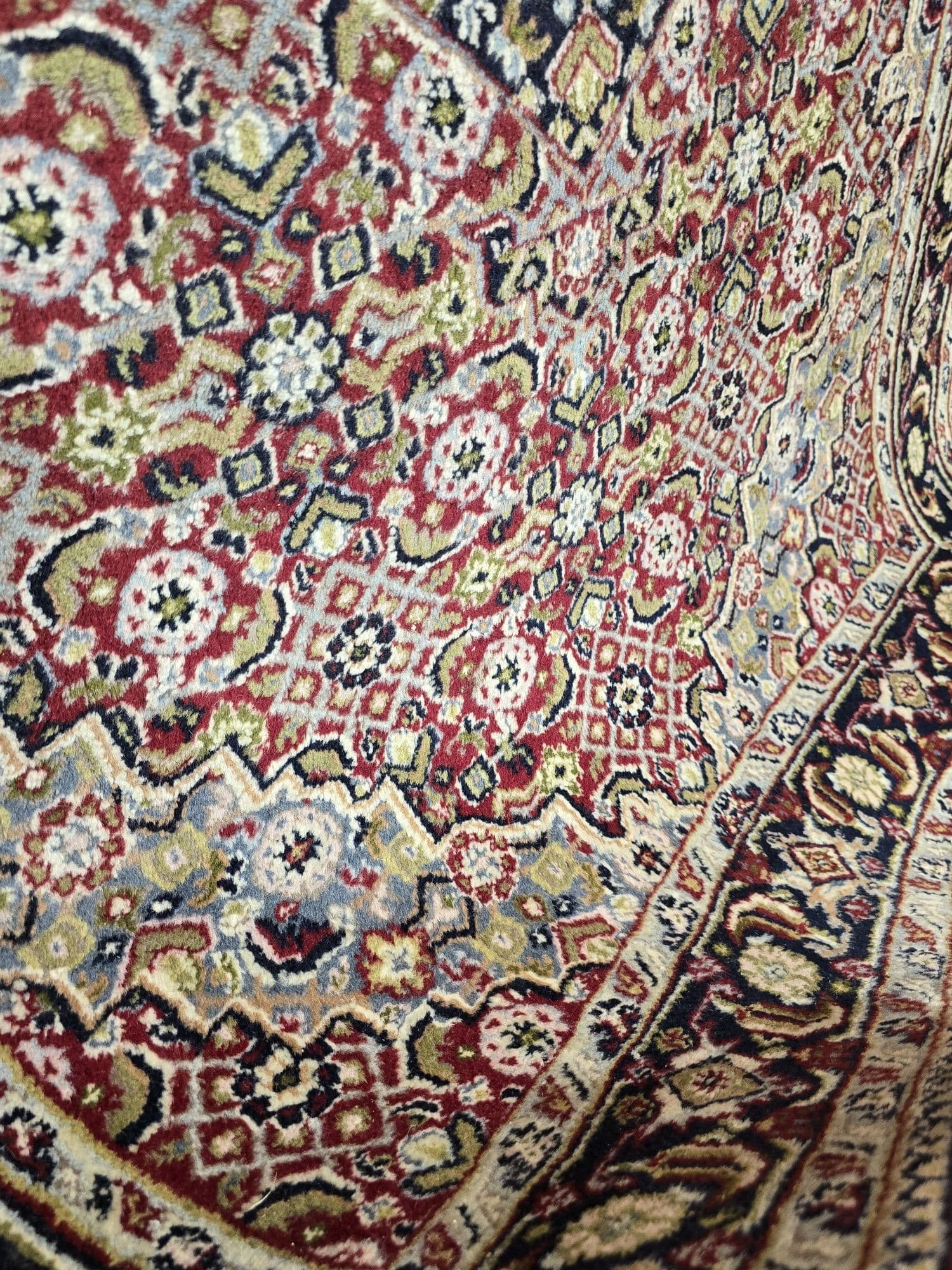 Rug Indo Bidjar 115x185 cm, red blue beige gold, wool, India - 395891