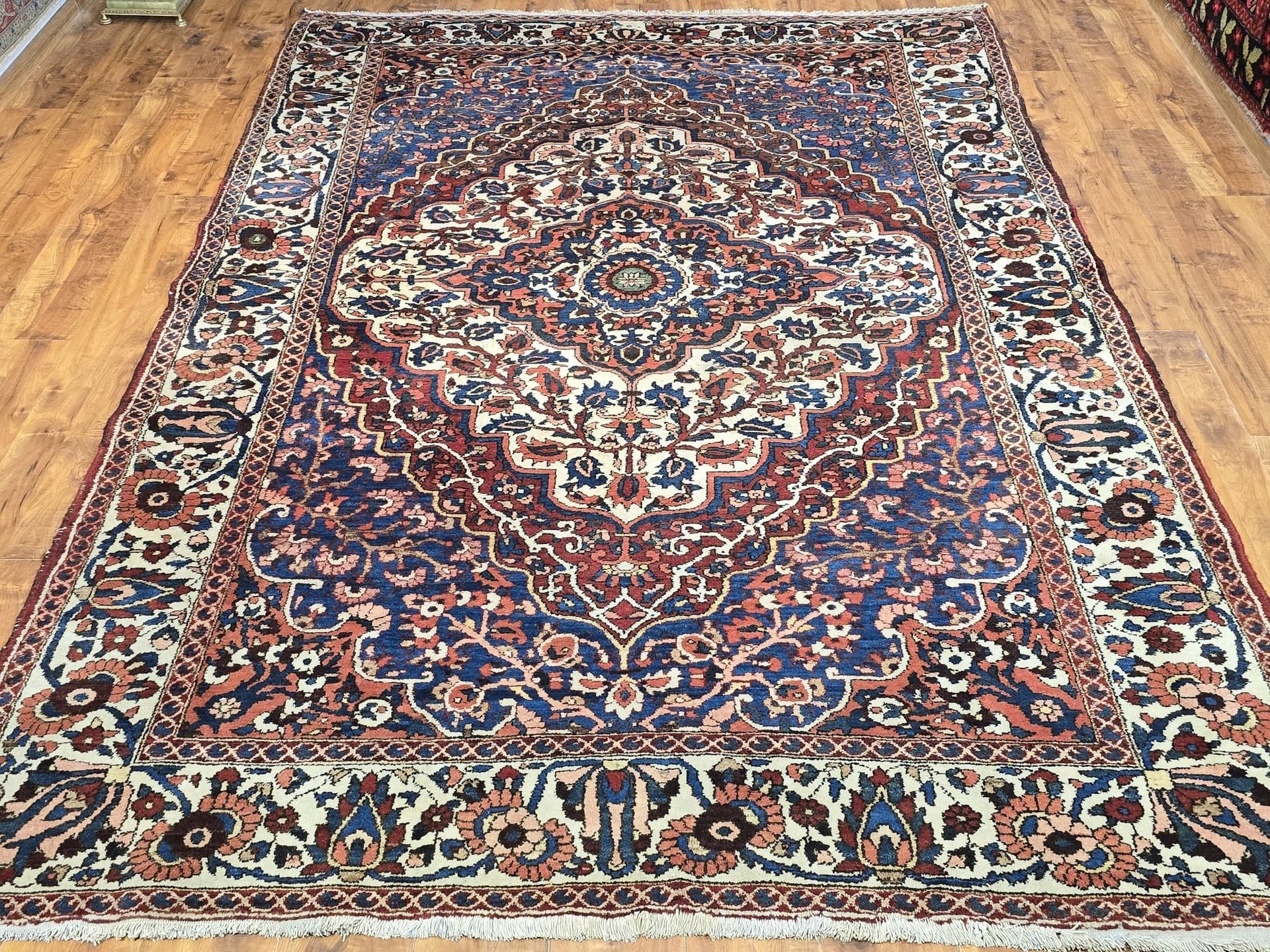 Dywan perski Bahtiari 220x315 cm, niebieski czerwony biały pomarańczowy brązowy zielony złoty, wełna, Iran, lata 70. - 396050