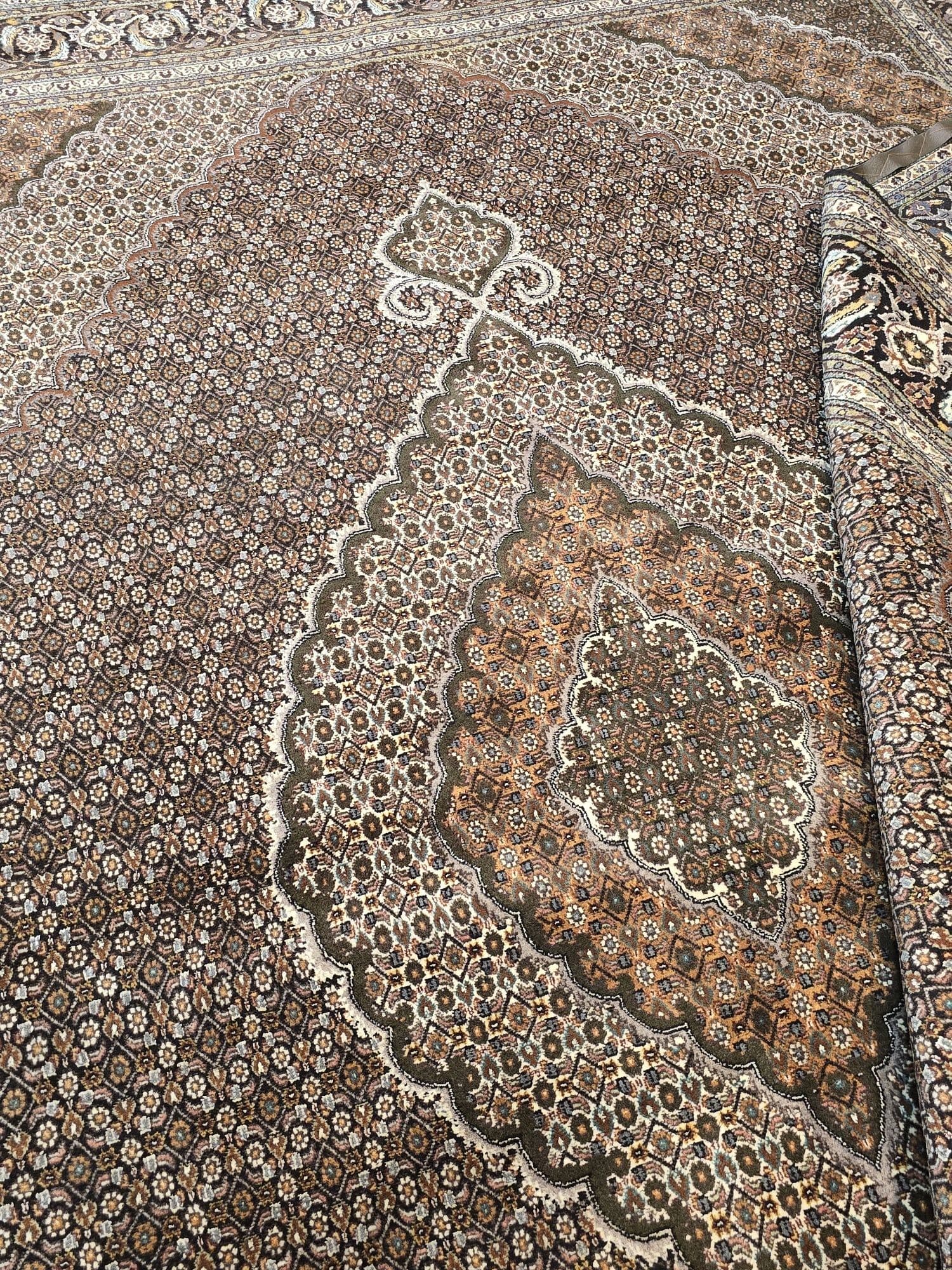 Dywan Tabriz Mahi 250x350 cm, brązowy beżowy szary niebieski złoty, wełna jedwab, Iran, początek XX w. - 396148