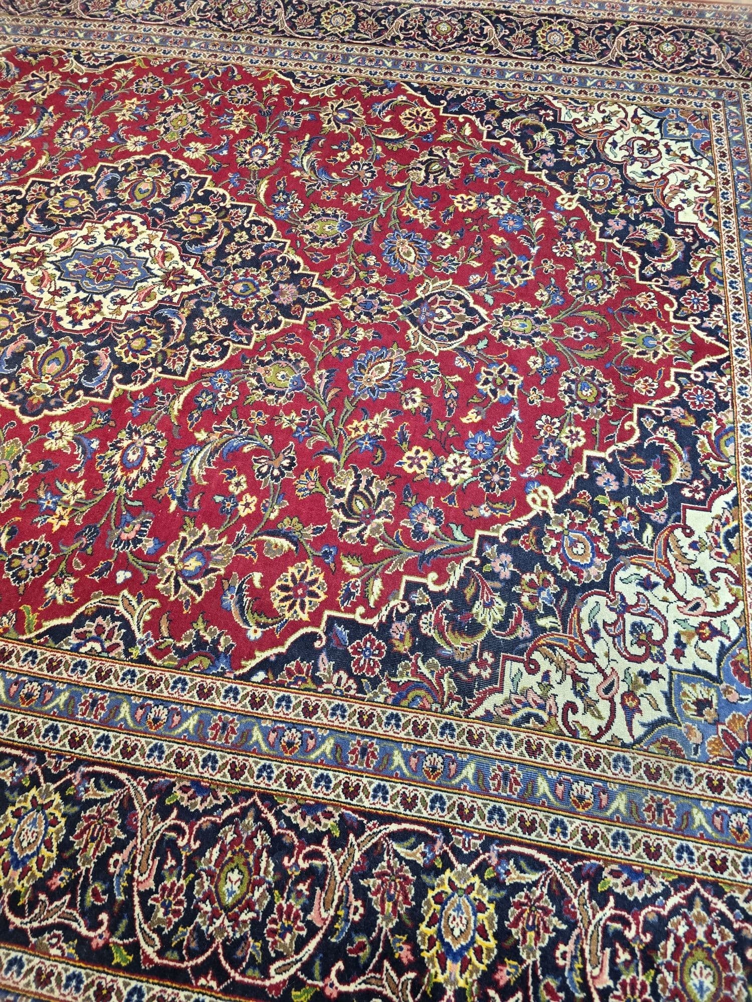 Dywan Keshan 250x360 cm, czerwony, wełna, Iran, początek XX w. - 396399